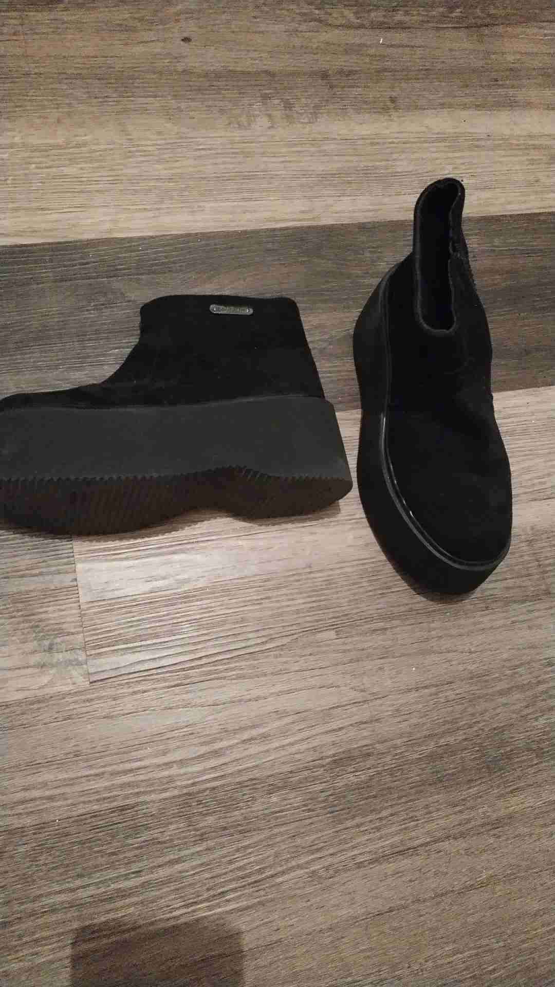 Botines negros de plataforma