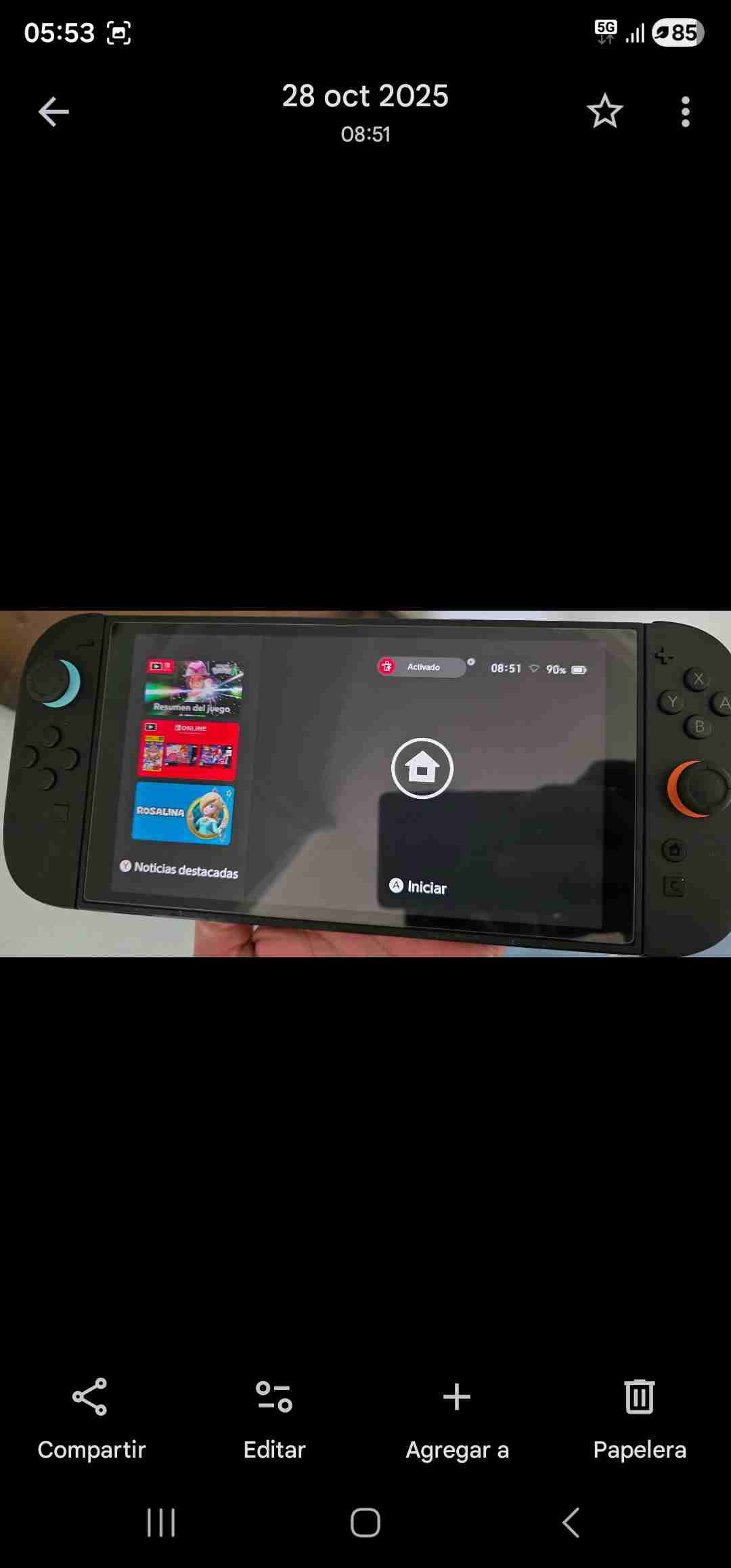 Consola portátil de videojuegos - miniatura 1