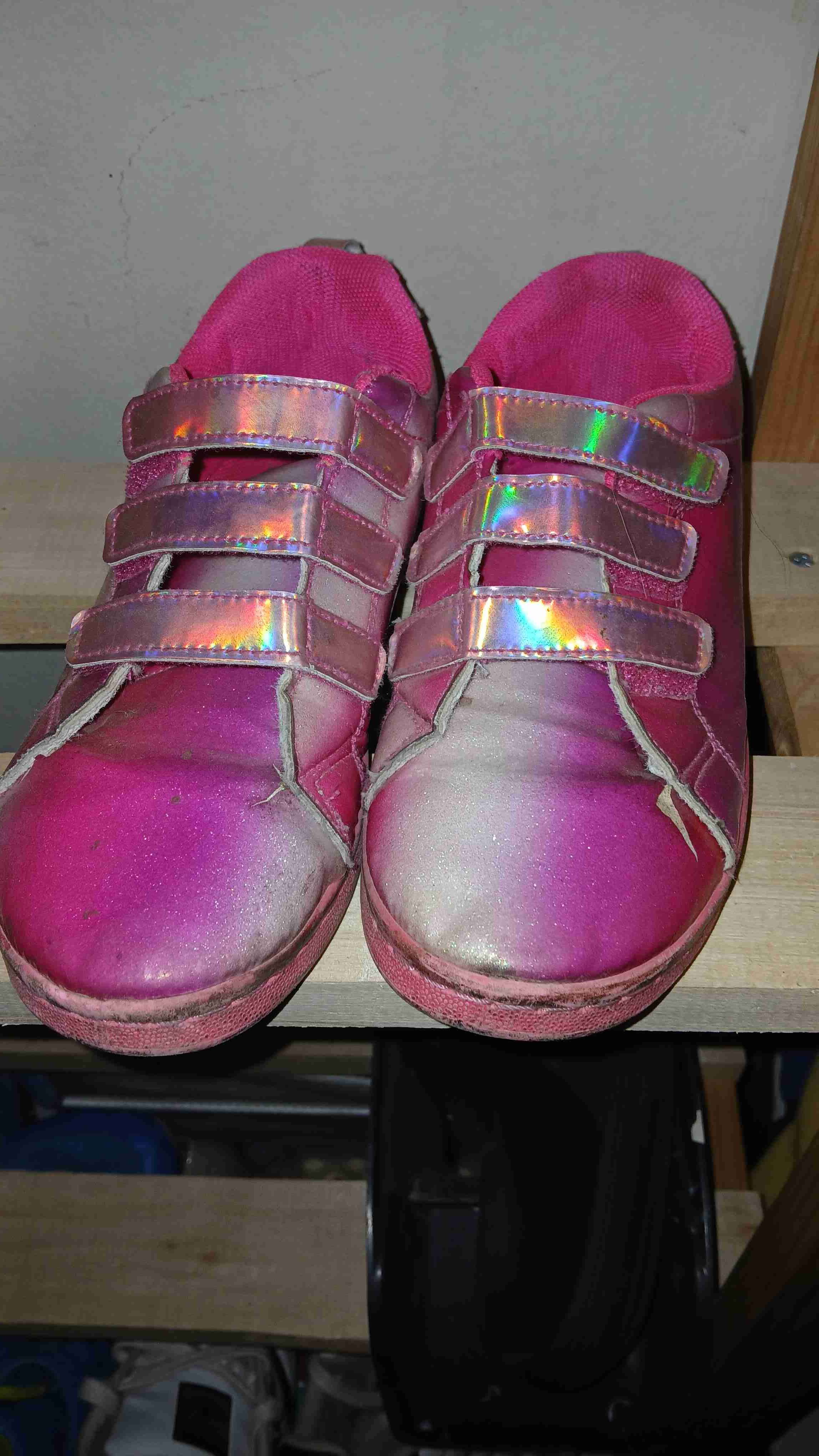 Zapatillas infantiles rosadas brillantes número 33 - miniatura 1