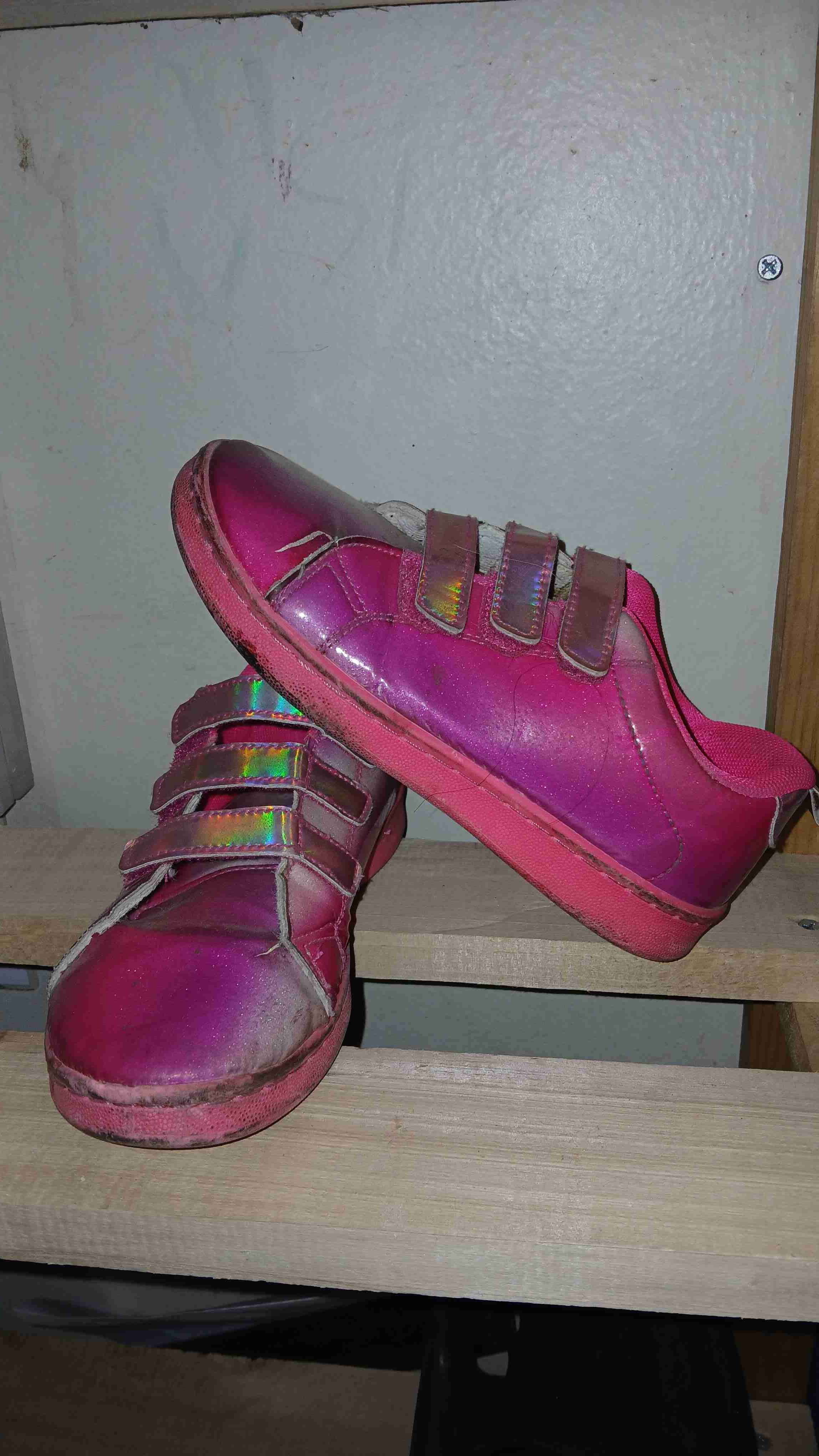 Zapatillas infantiles rosadas brillantes número 33 - miniatura 3