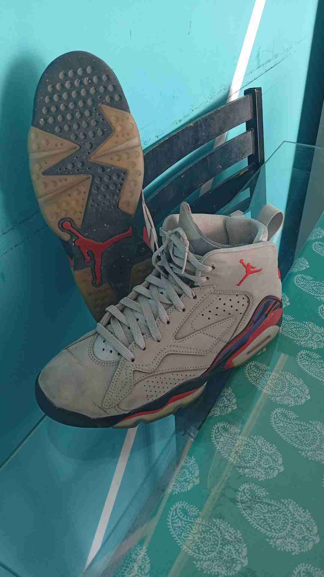 Zapatillas deportivas grises - 1