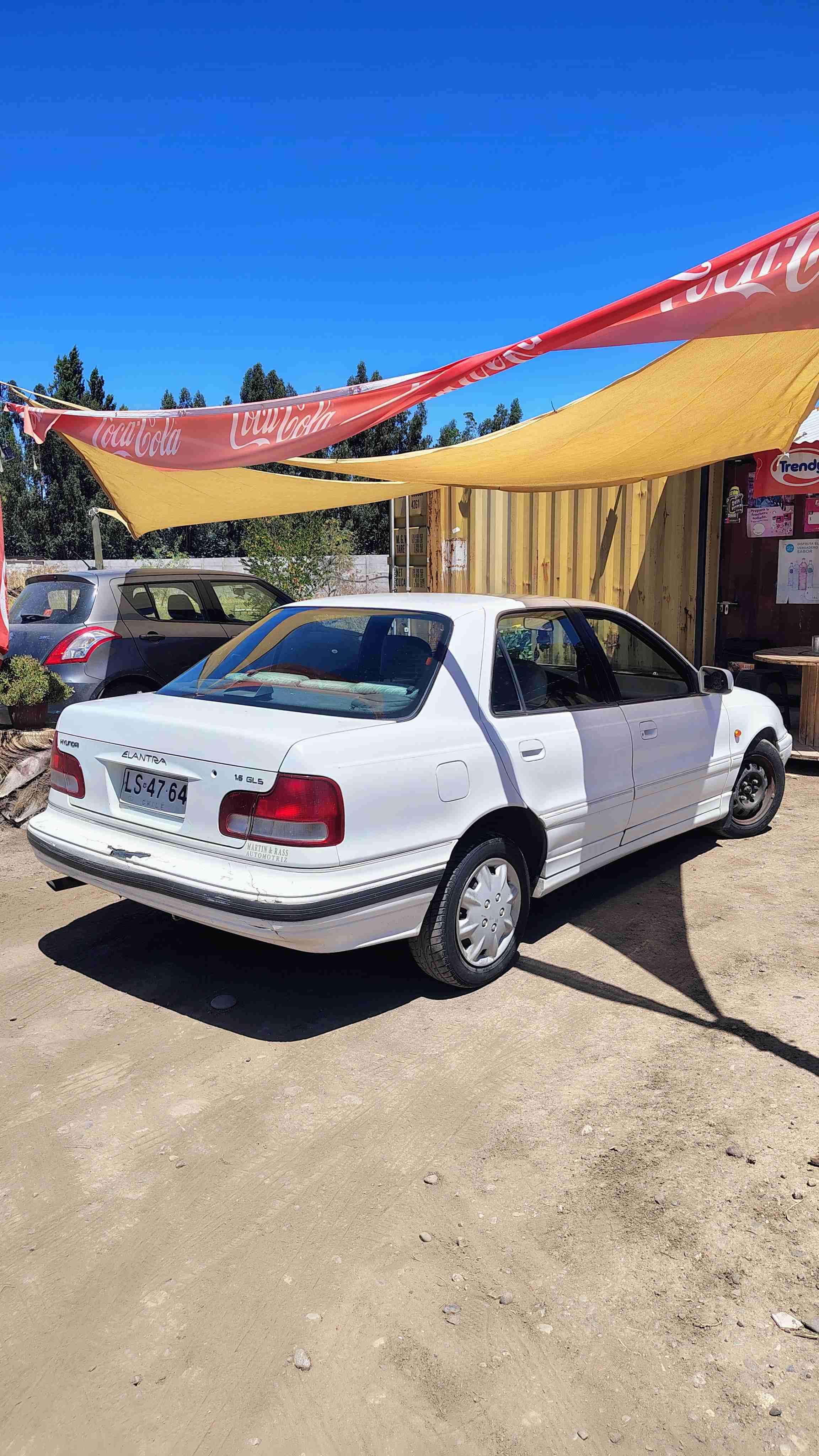 Hyundai Elantra 94 - 3