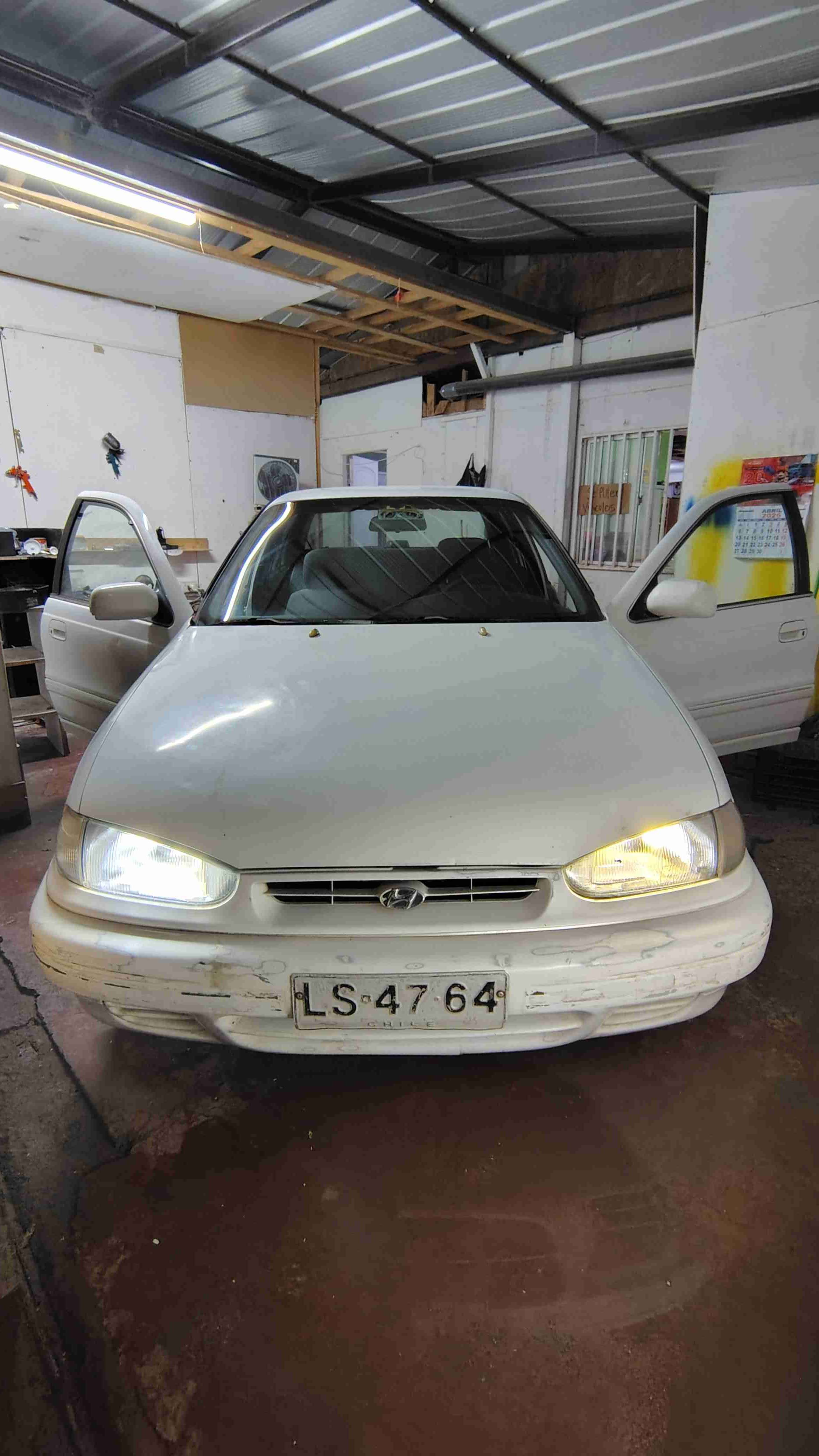 Hyundai Elantra 94 - 4
