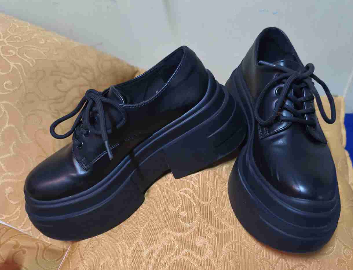 Zapatos negros de plataforma - miniatura 2