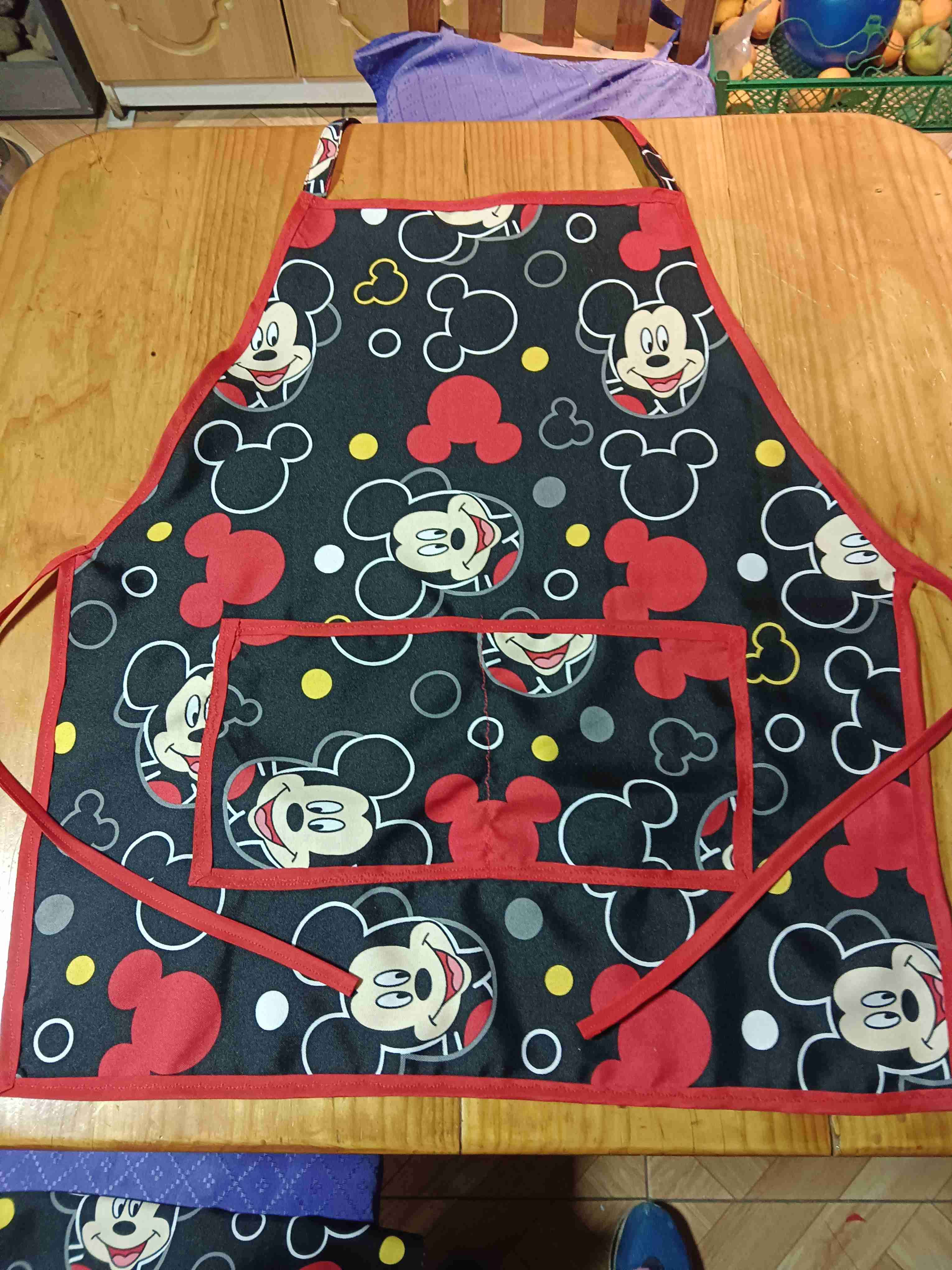 Delantal Mickey Mouse infantil - miniatura 1