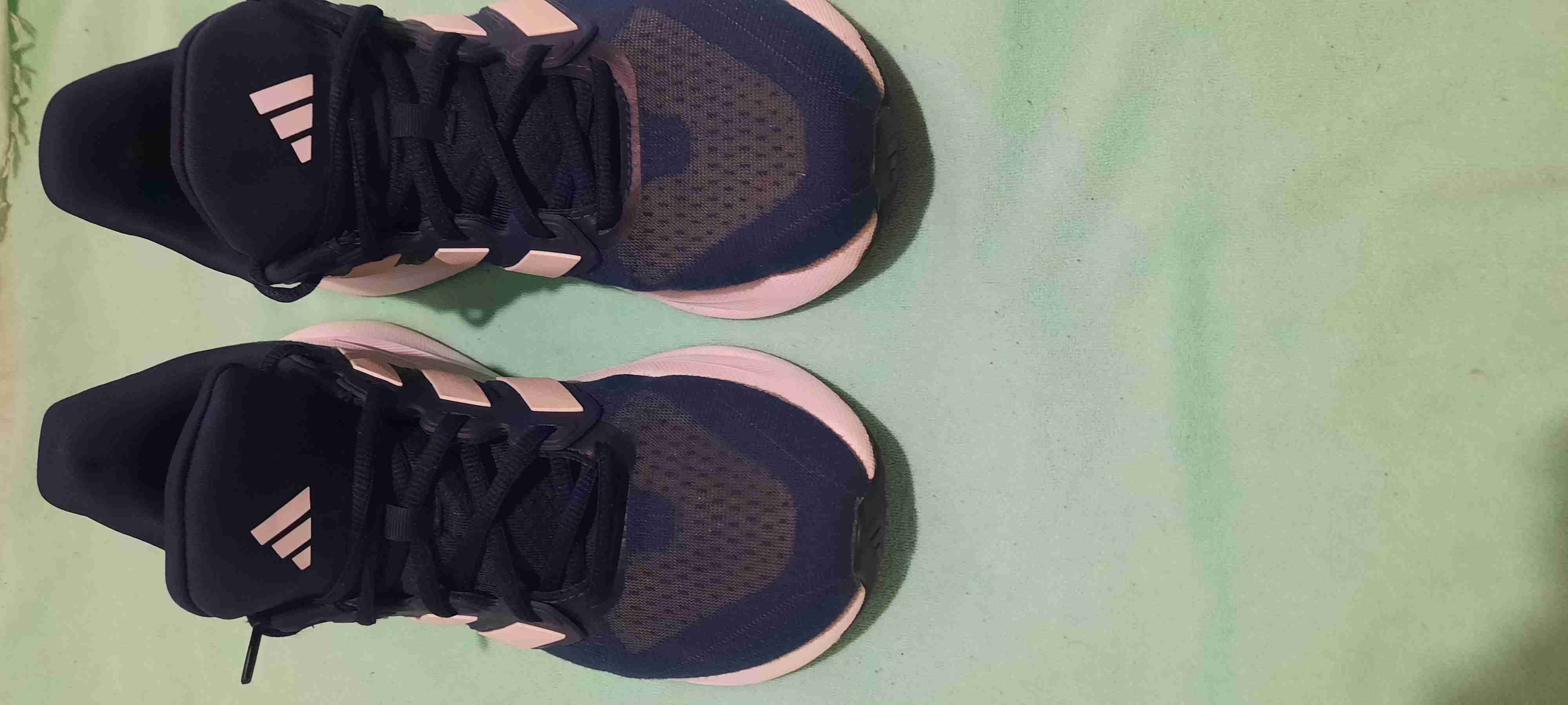 Zapatillas Adidas, N° 41 1/2 impecables !! - miniatura 3