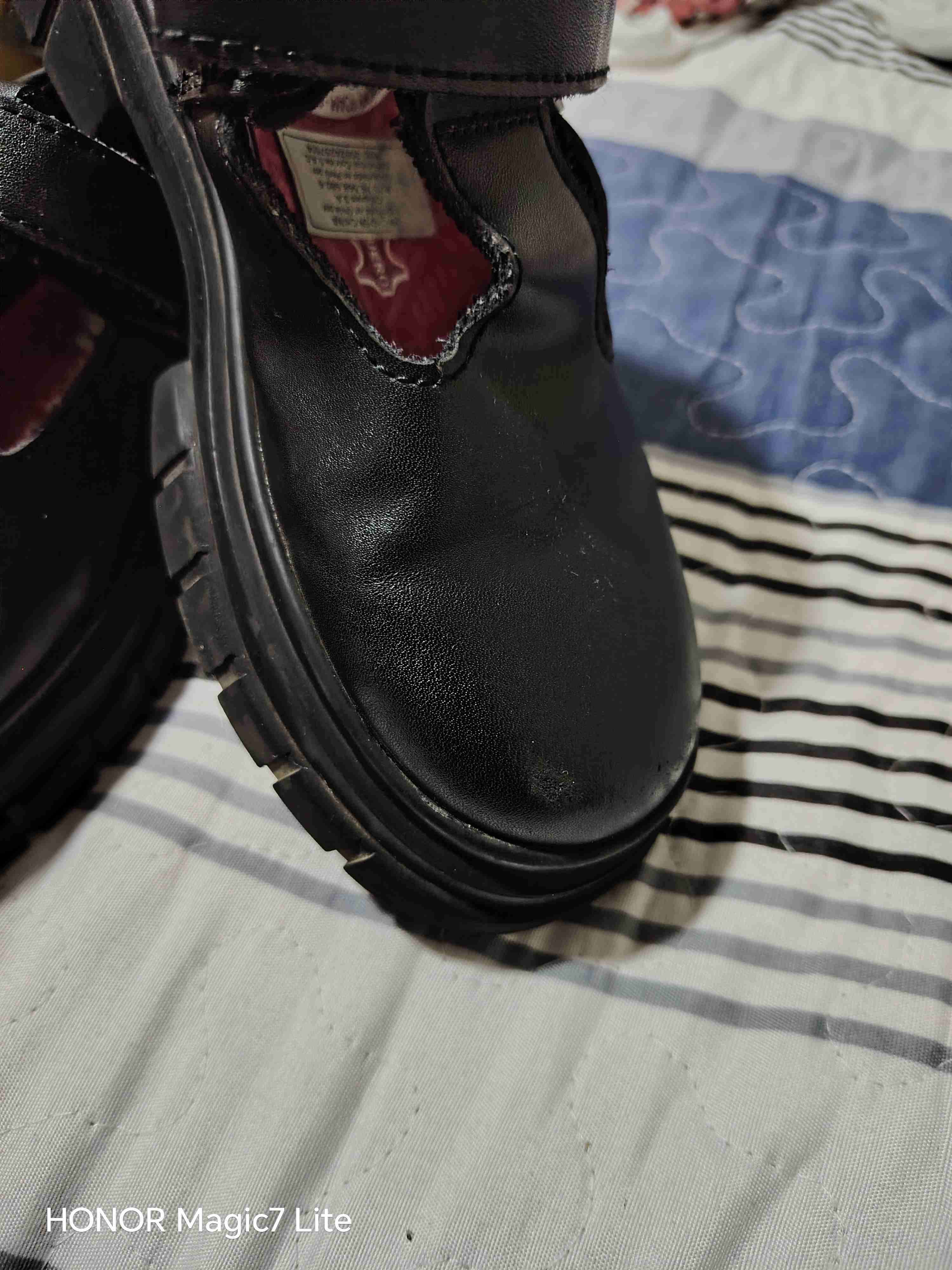 Zapatos escolares de cuero negro - miniatura 4