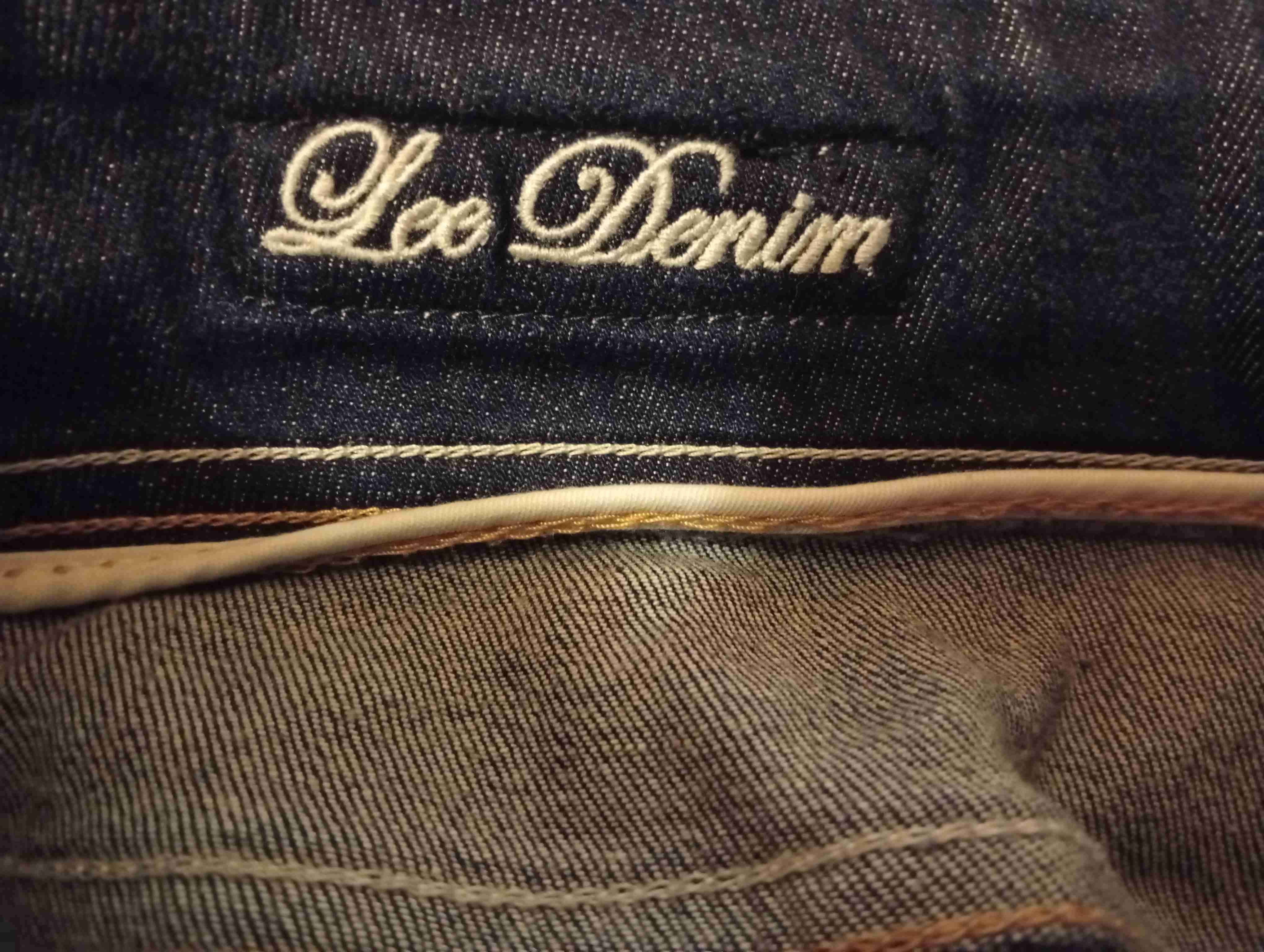 Pantalones de mezclilla oscuros - miniatura 6