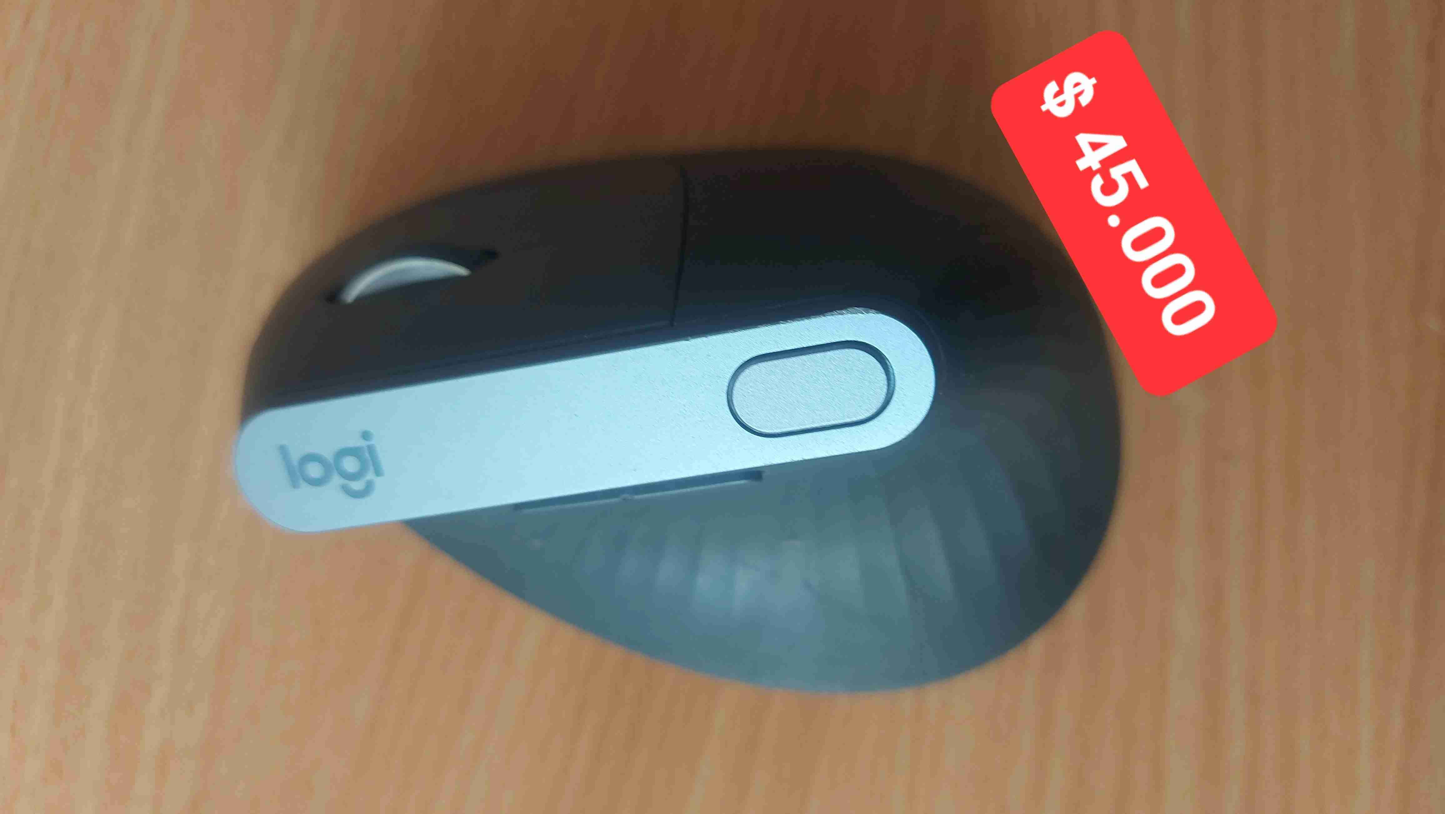Mouse ergonómico Logitech gris - miniatura 1