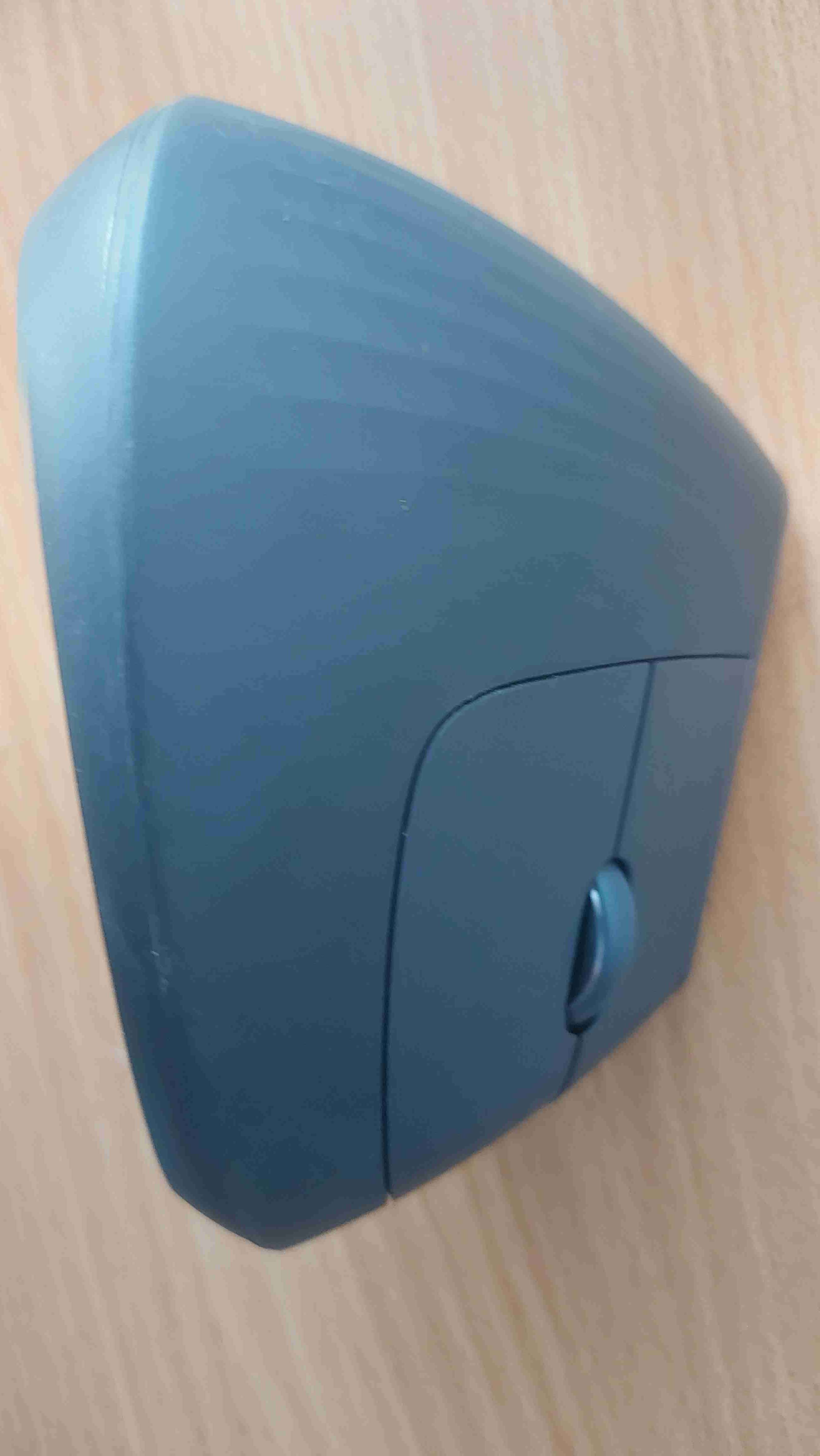 Mouse ergonómico Logitech gris - miniatura 3