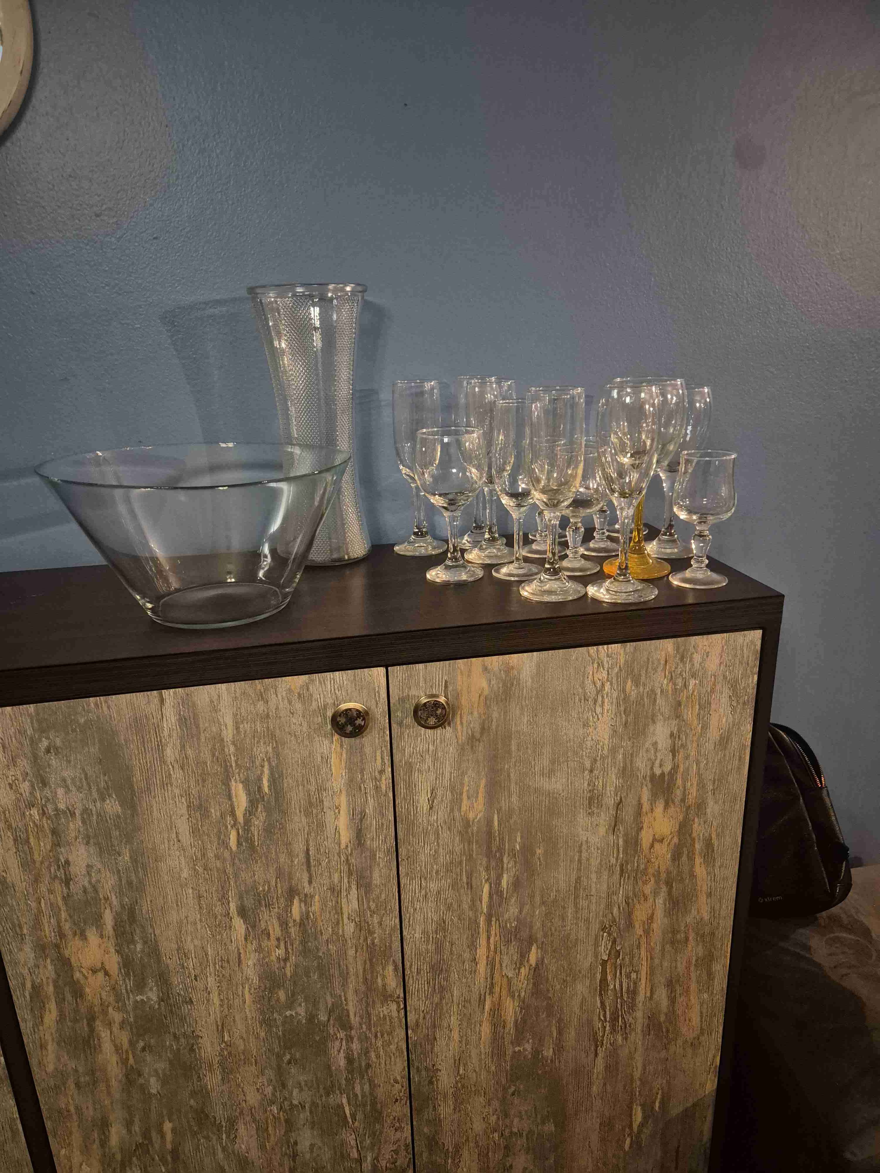 Set de copas de vidrio, bowl y florero - miniatura 1