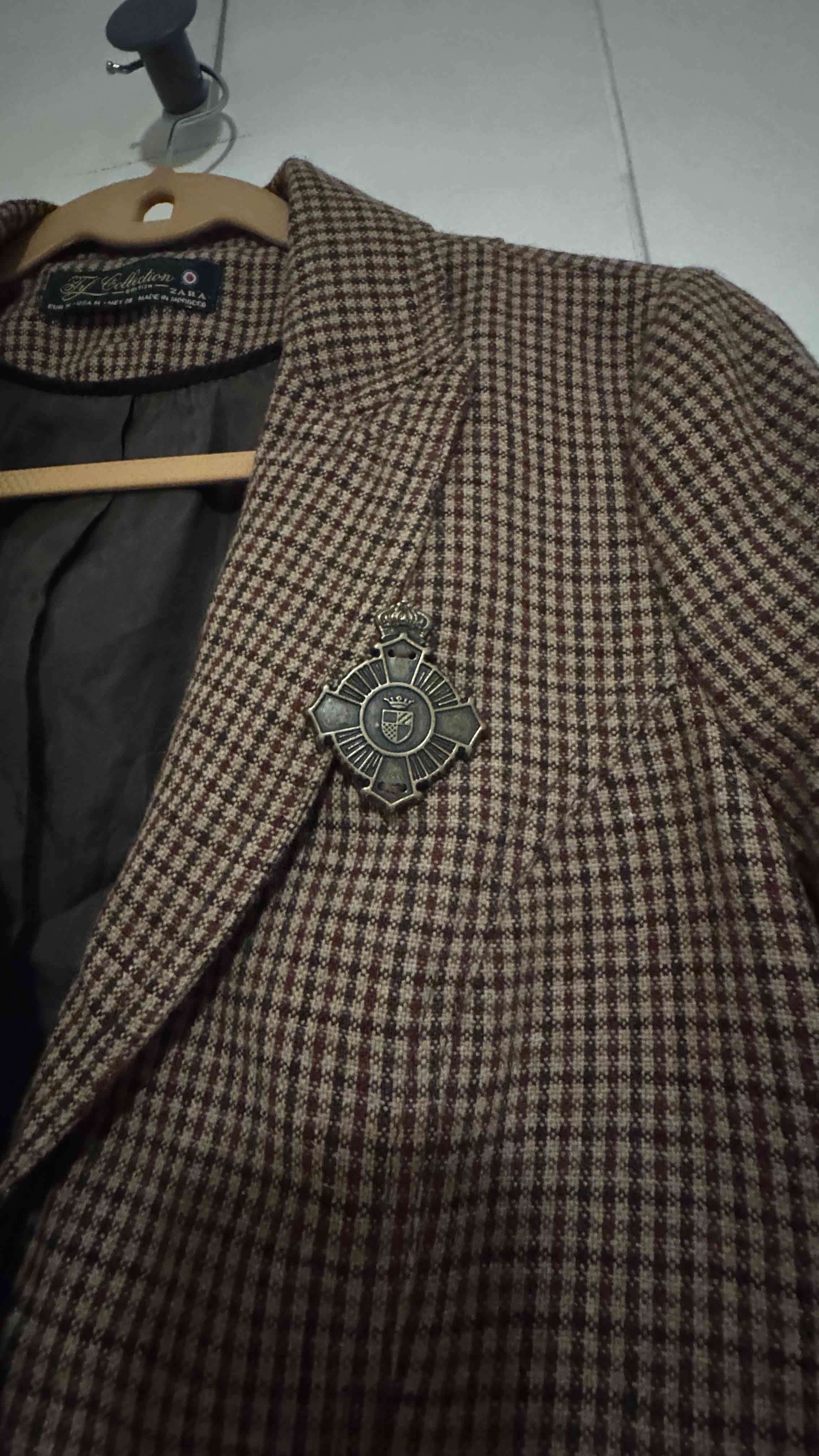 Blazer de colección Trl de Zara tipo Brítish - miniatura 2