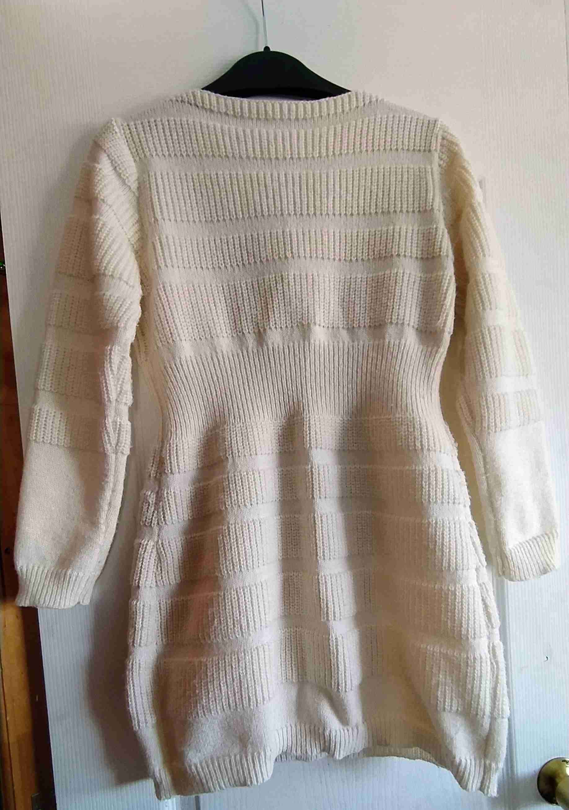 Vestido de punto blanco - miniatura 3