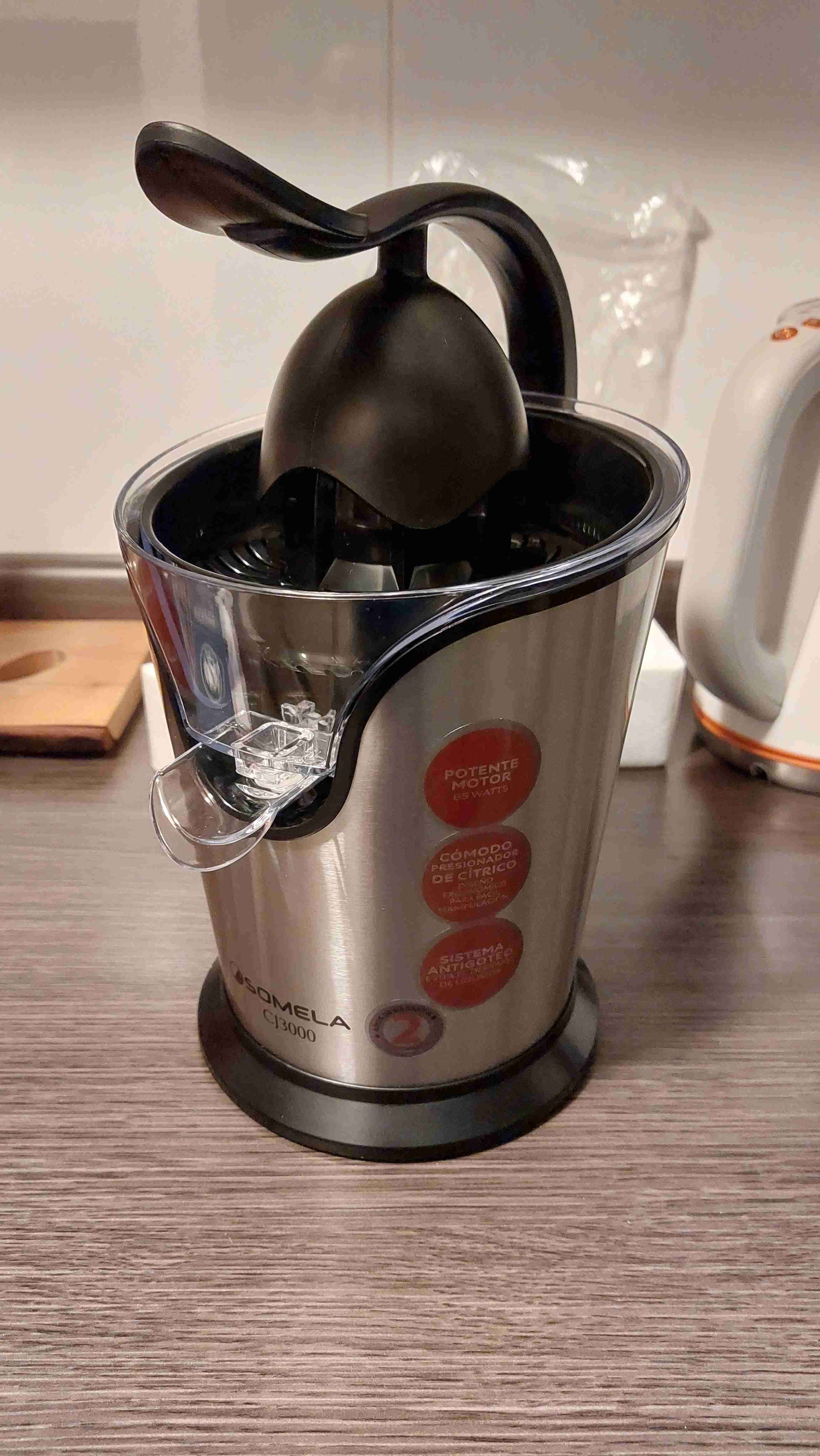 Exprimidor de jugo PowerFruit - miniatura 2