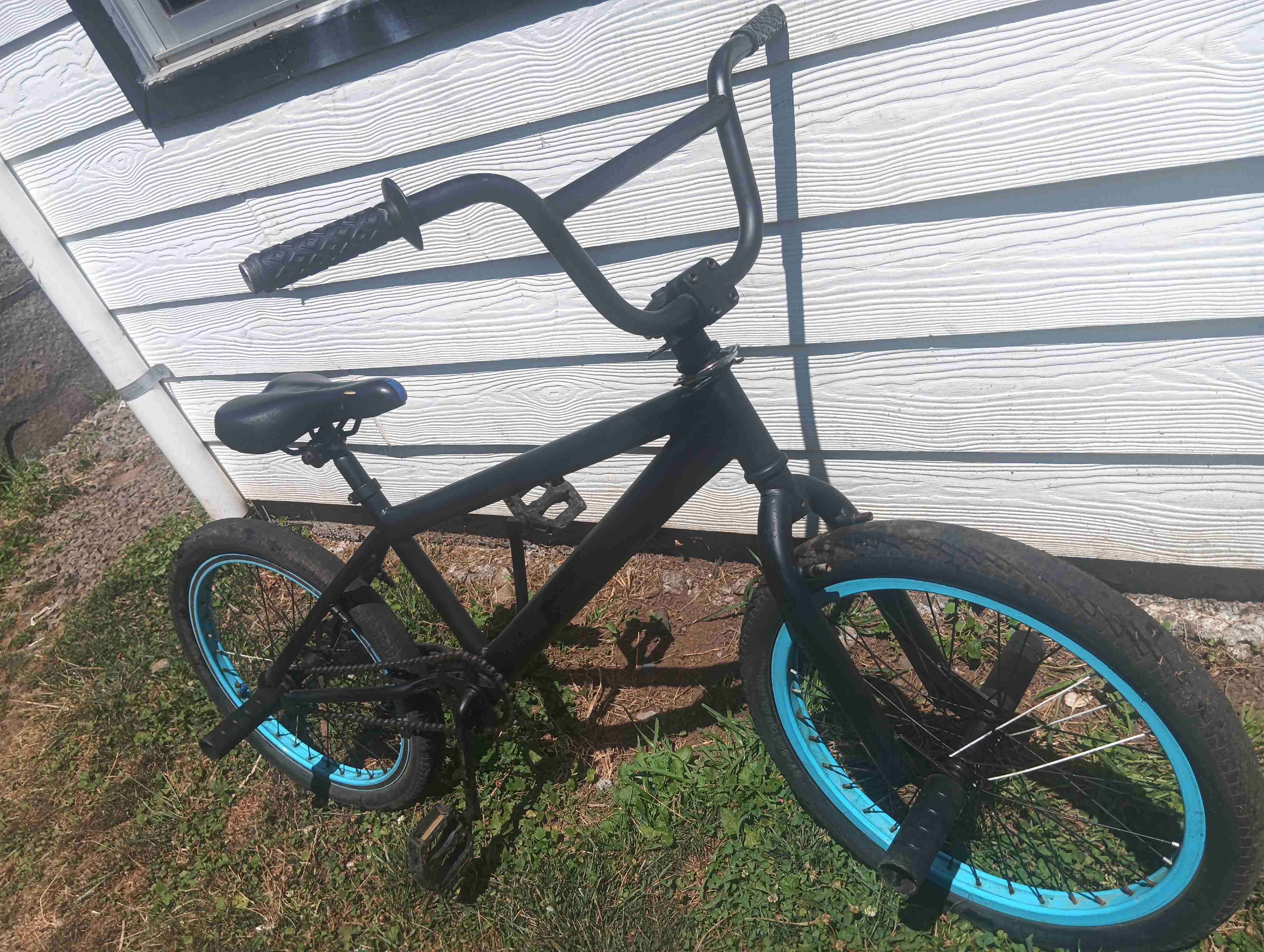 Bicicleta BMX color negro - miniatura 2