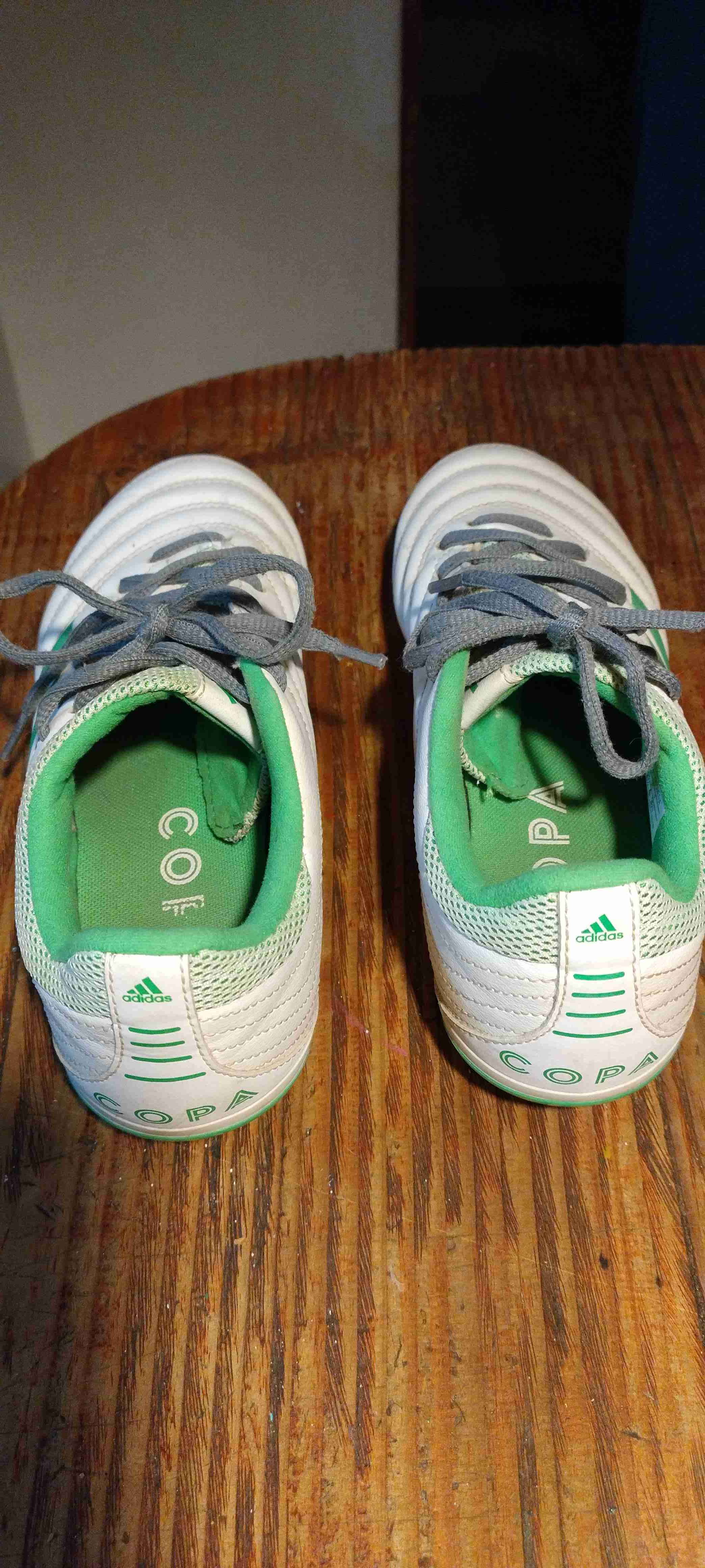 Zapatos de fútbol  blancas y verdes - miniatura 3