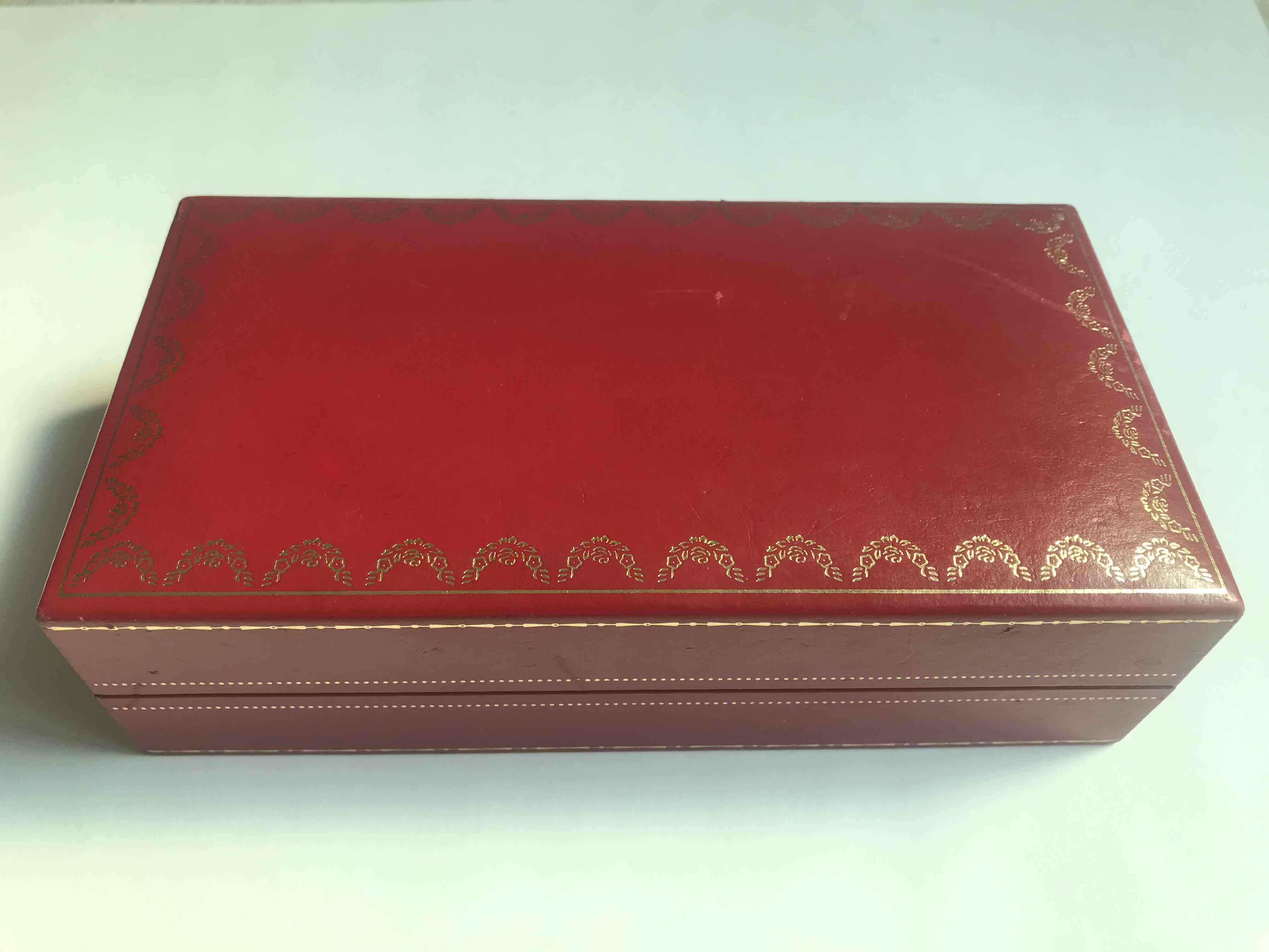 Lentes Cartier dorados en estuche - miniatura 4