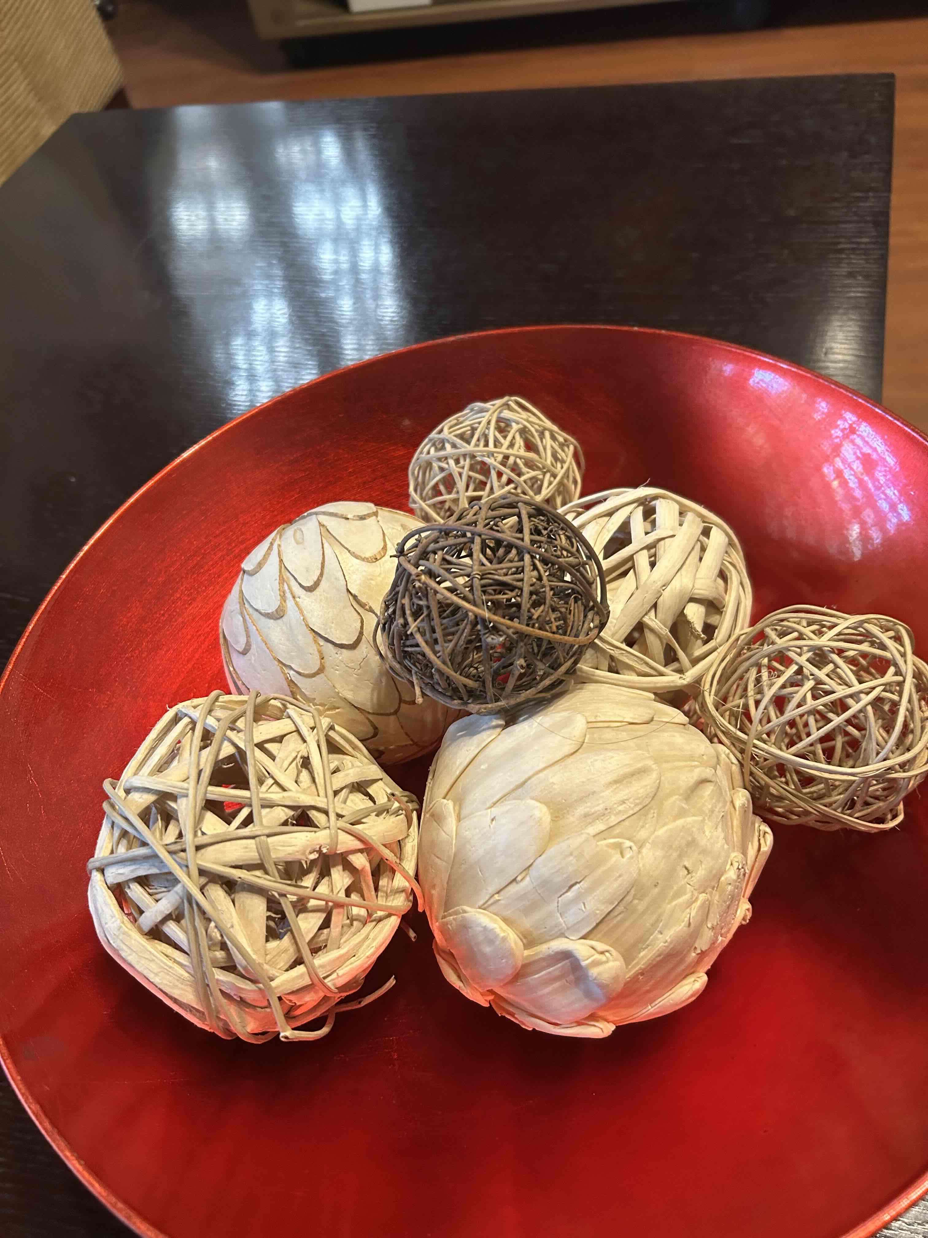 Centro de mesa decorativo rojo - miniatura 1