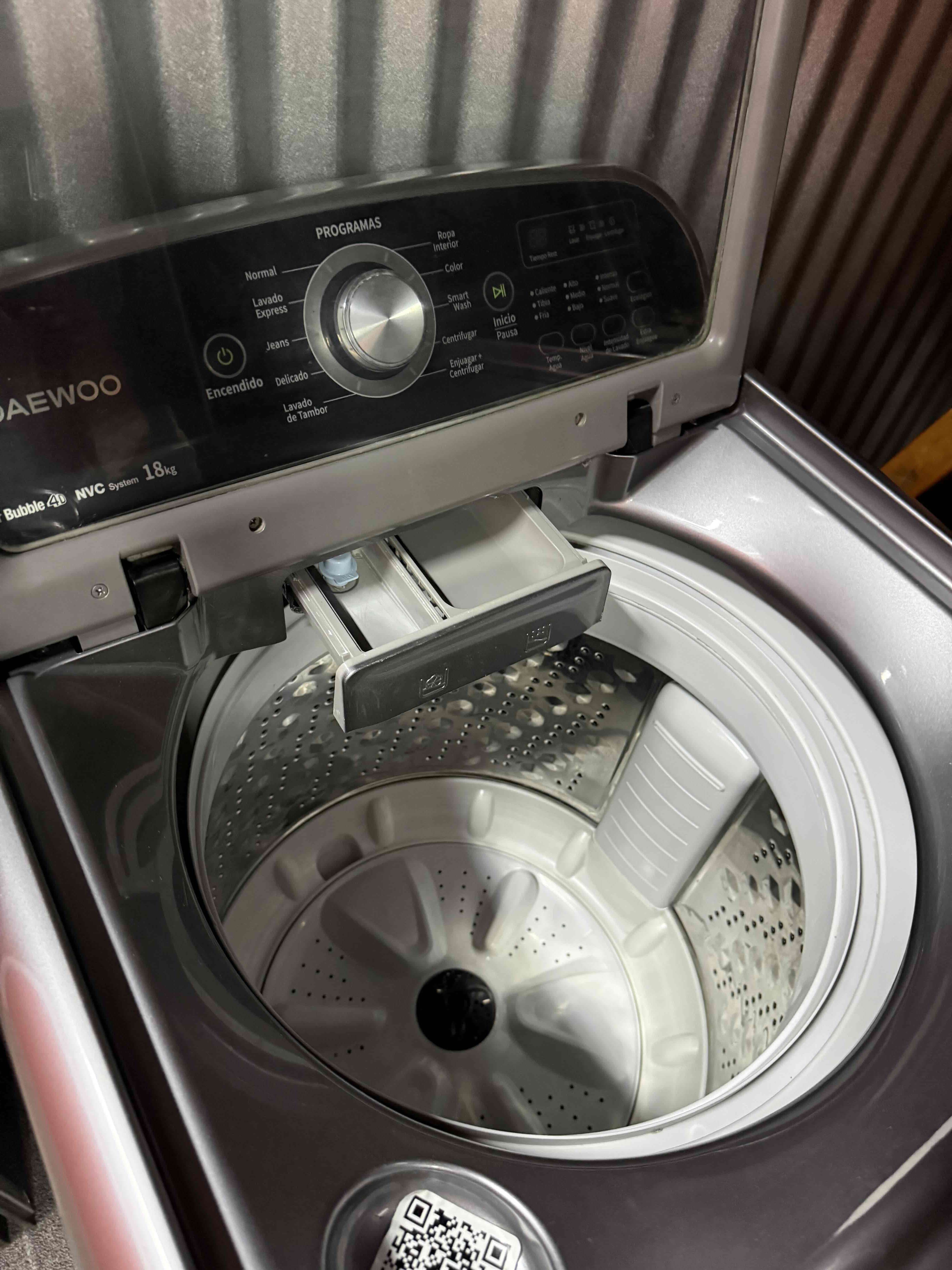 Lavadora Daewoo 18 Kg alta eficiencia - miniatura 2