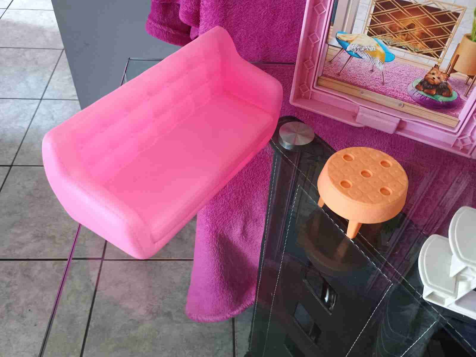 Casa Barbie 2 pisos - miniatura 3