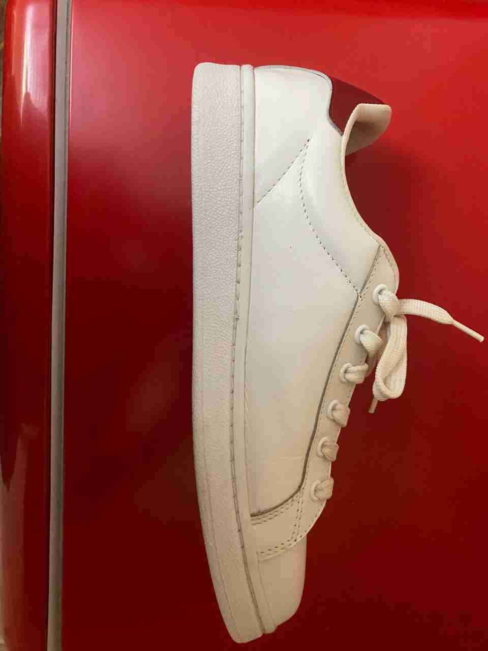 Zapatillas blancas con rojo - miniatura 3