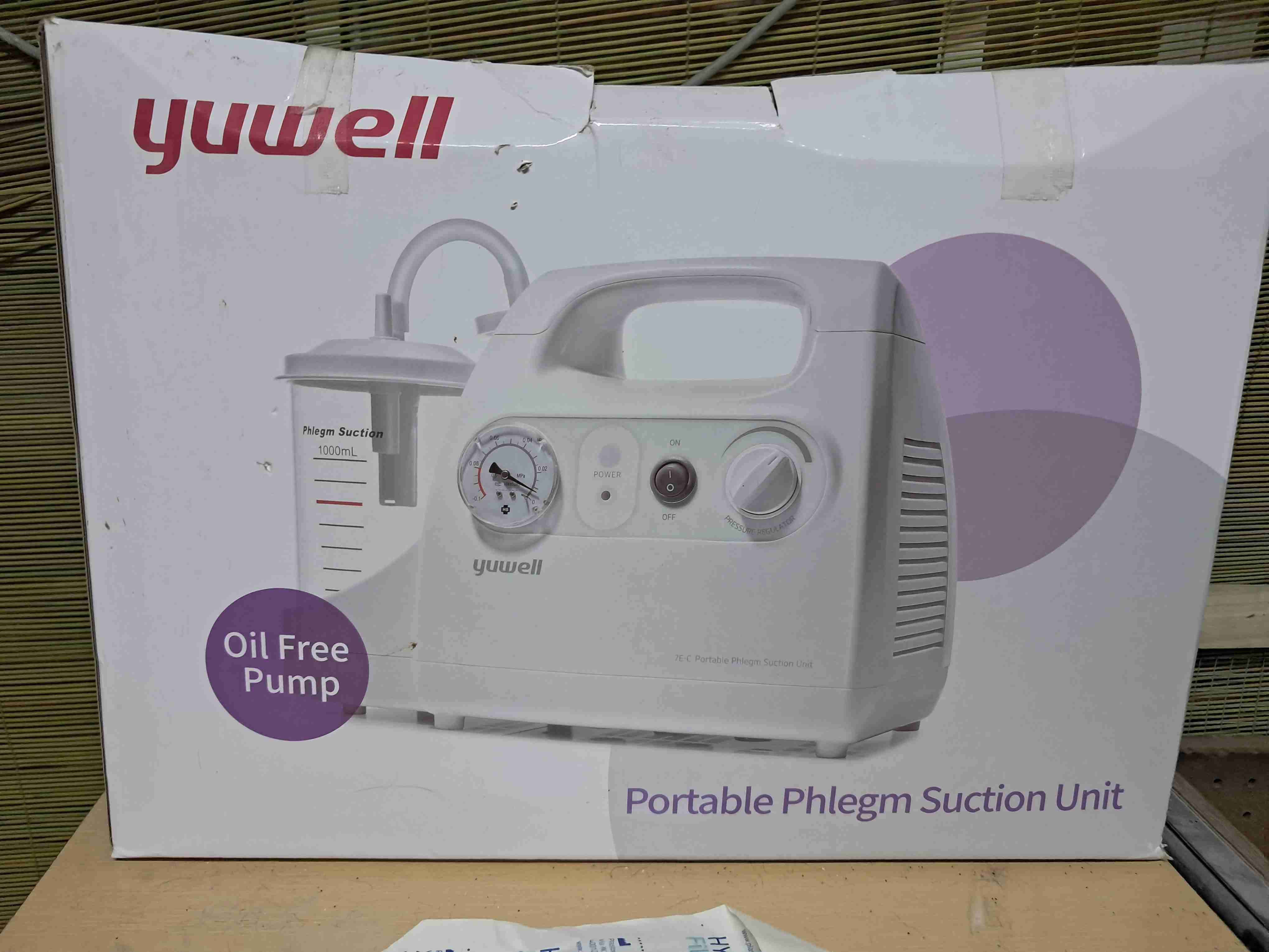 Unidad portátil de succión Yuwell - miniatura 2