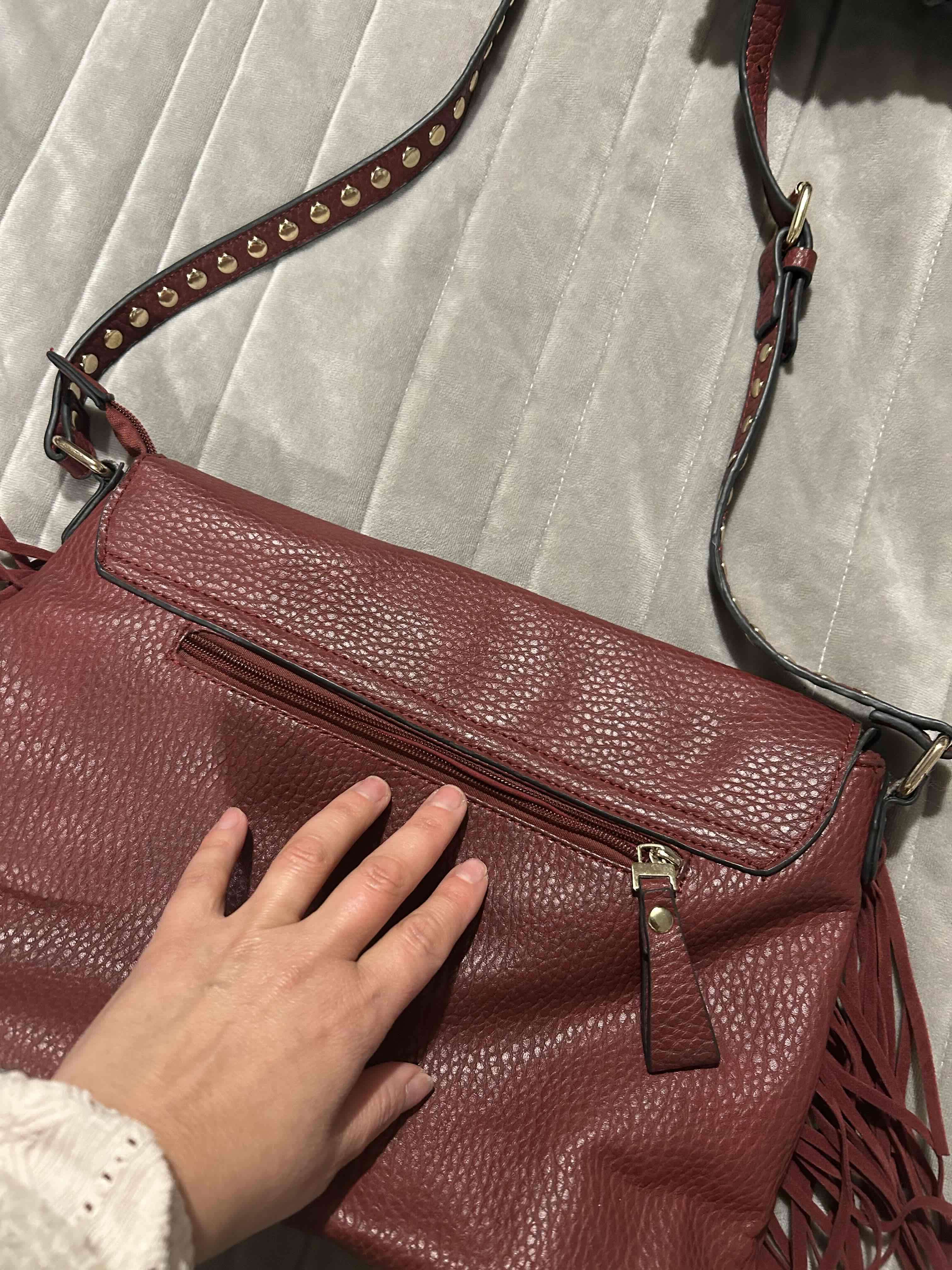 Cartera burdeo con flecos - miniatura 4