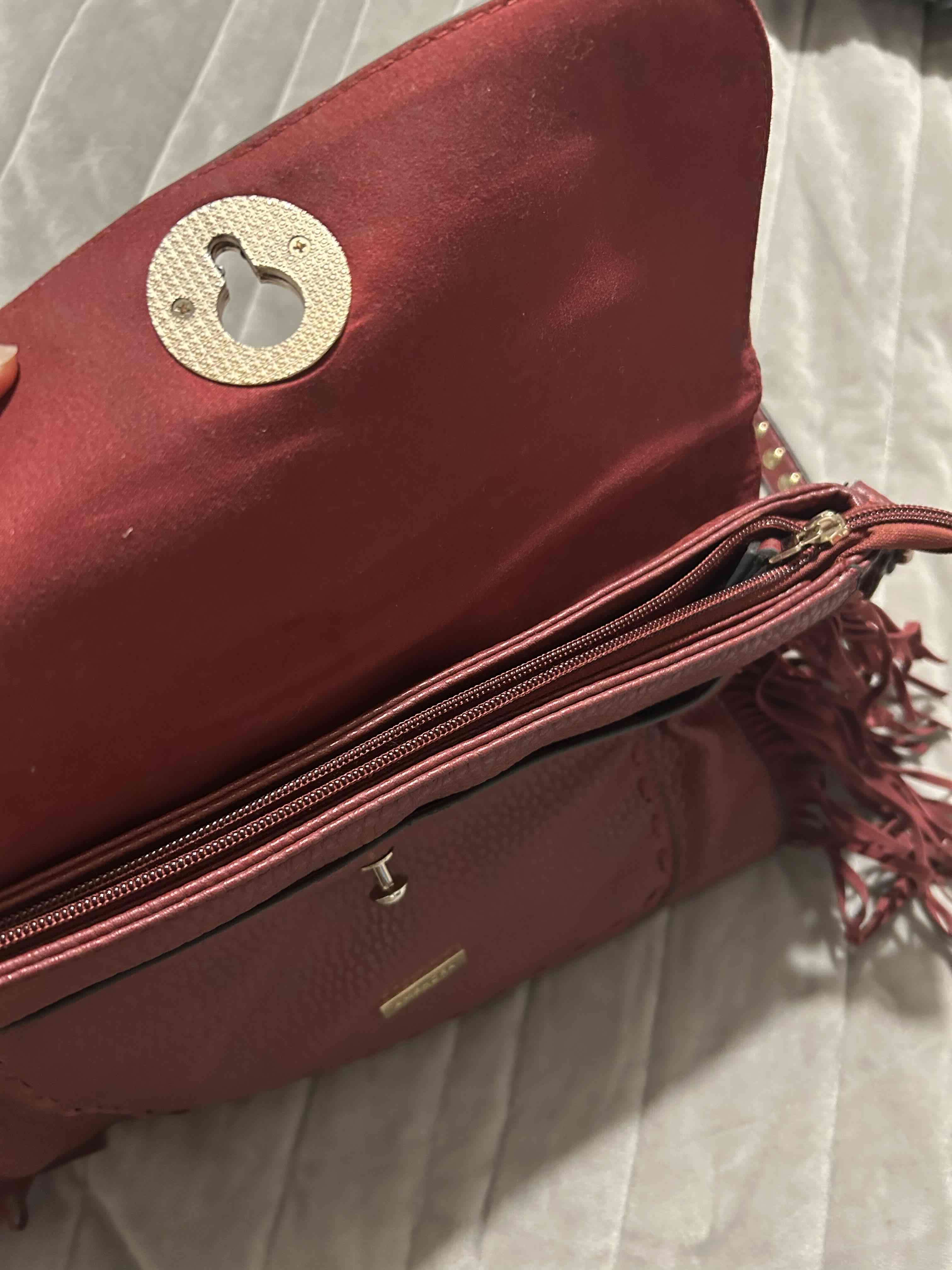 Cartera burdeo con flecos - miniatura 5