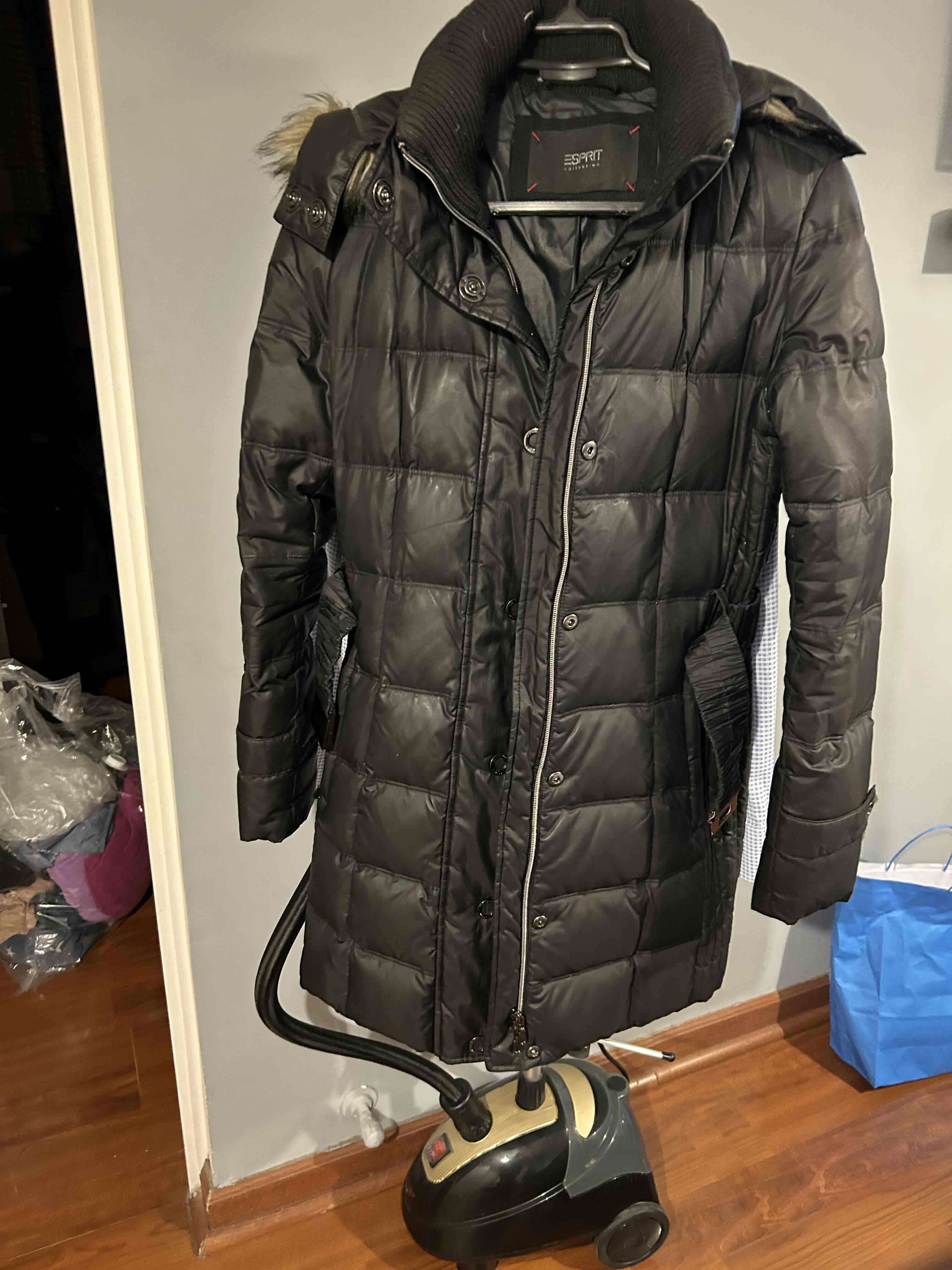 Parka negro largo con capucha - miniatura 2