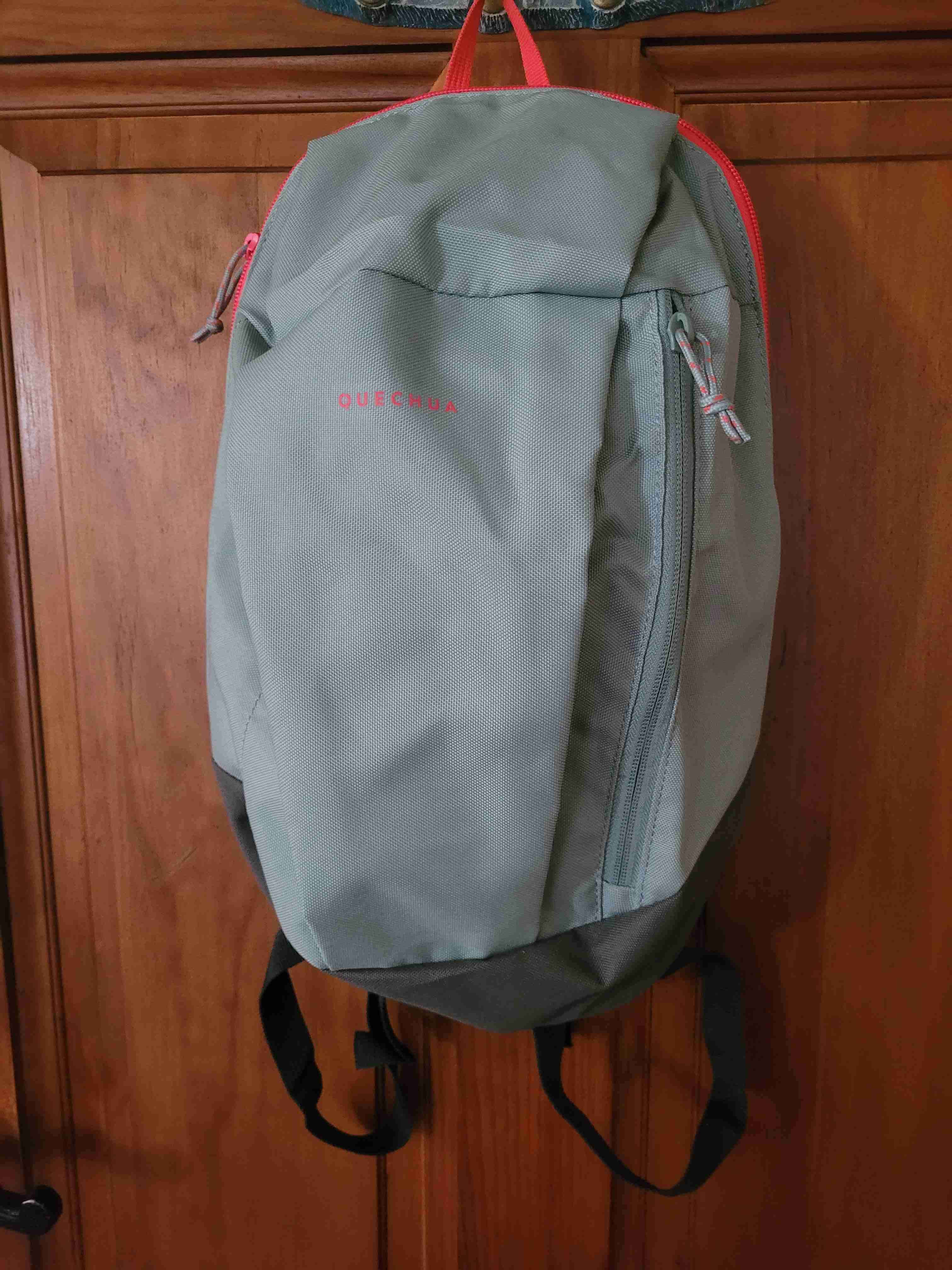 Mochila Quechua gris y roja - miniatura 5