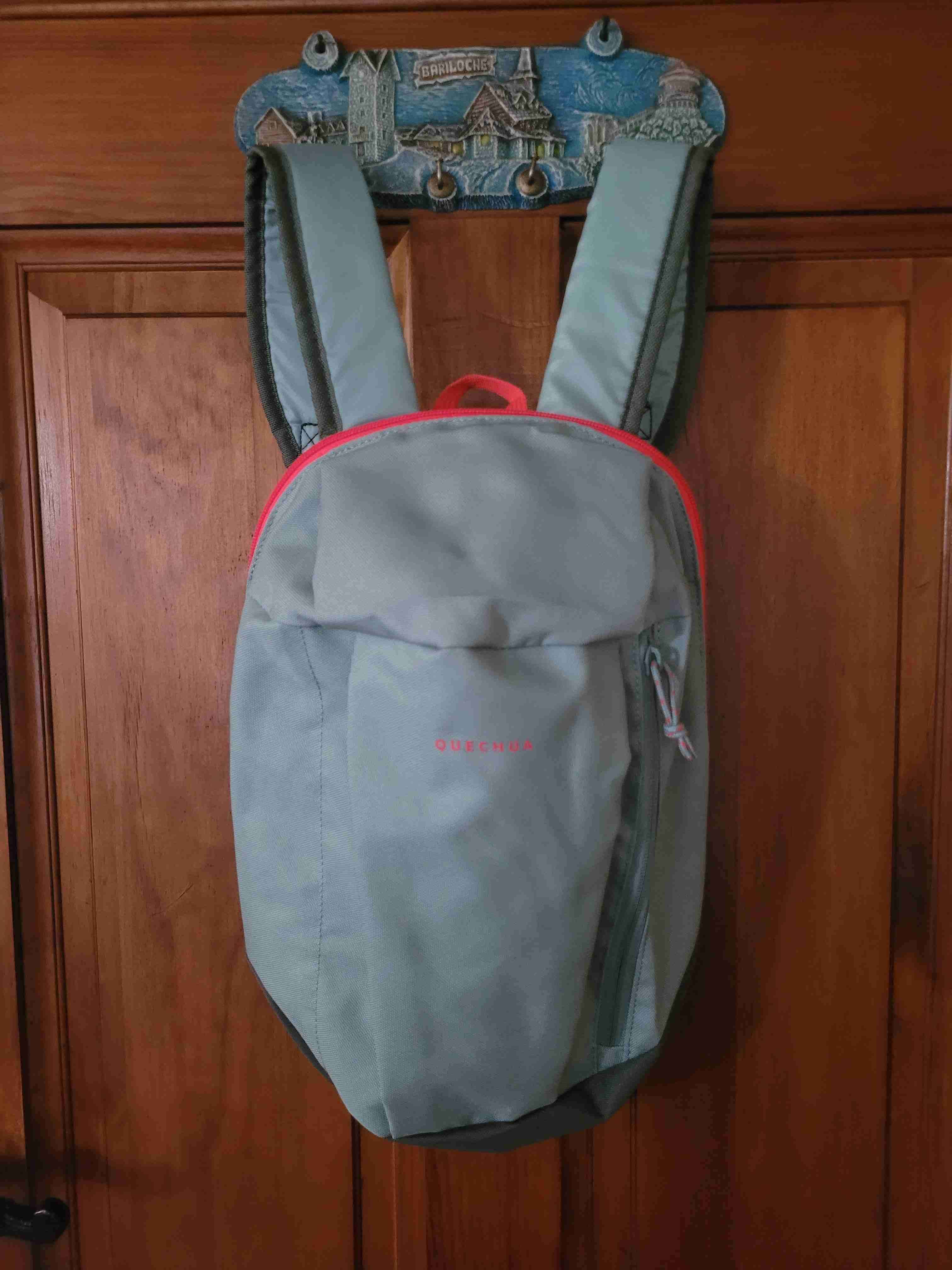 Mochila Quechua gris y roja - miniatura 6