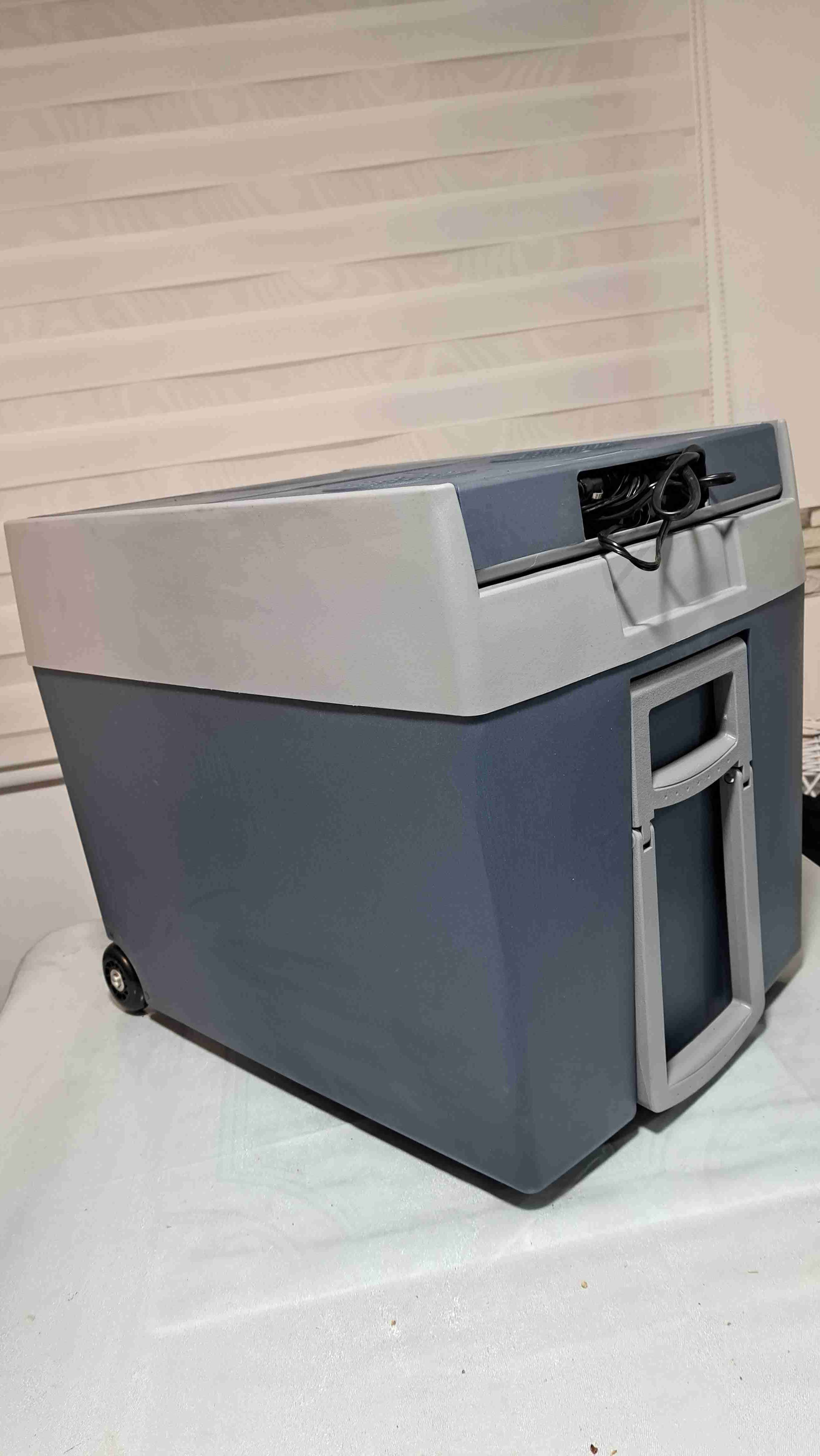 Cooler termoeléctrico Mobicool W48 - miniatura 4