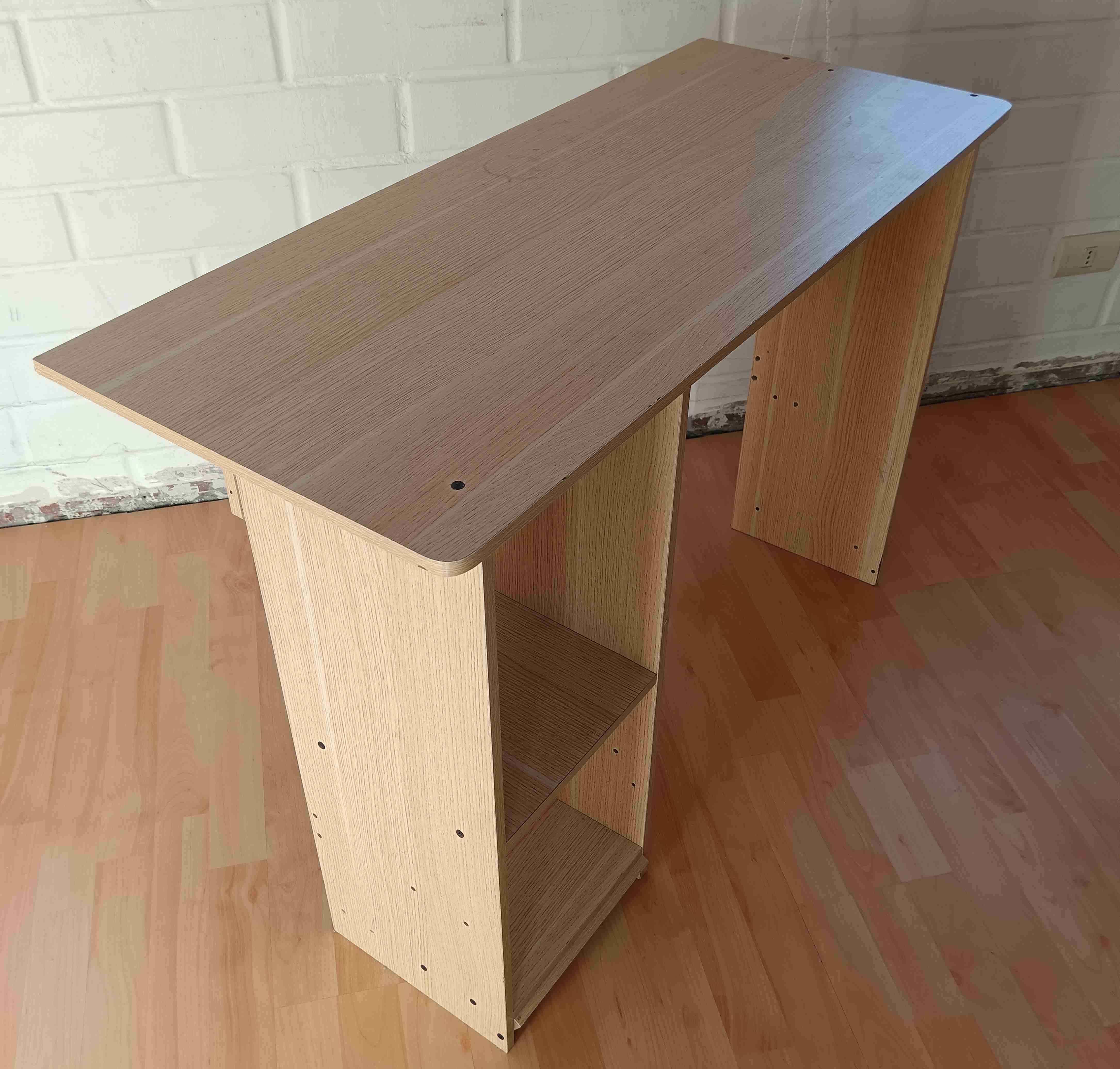 Escritorio compacto de madera - miniatura 3