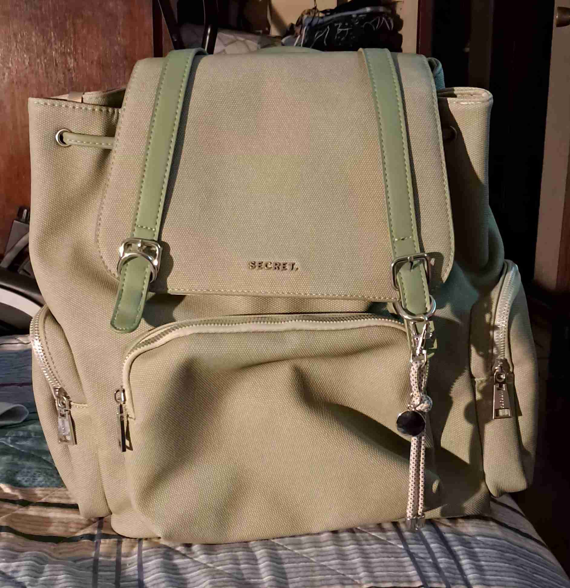 Mochila verde estilo casual - 1