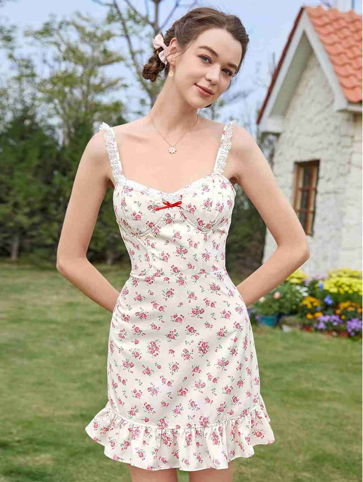 Vestido blanco floral con volantes - 1