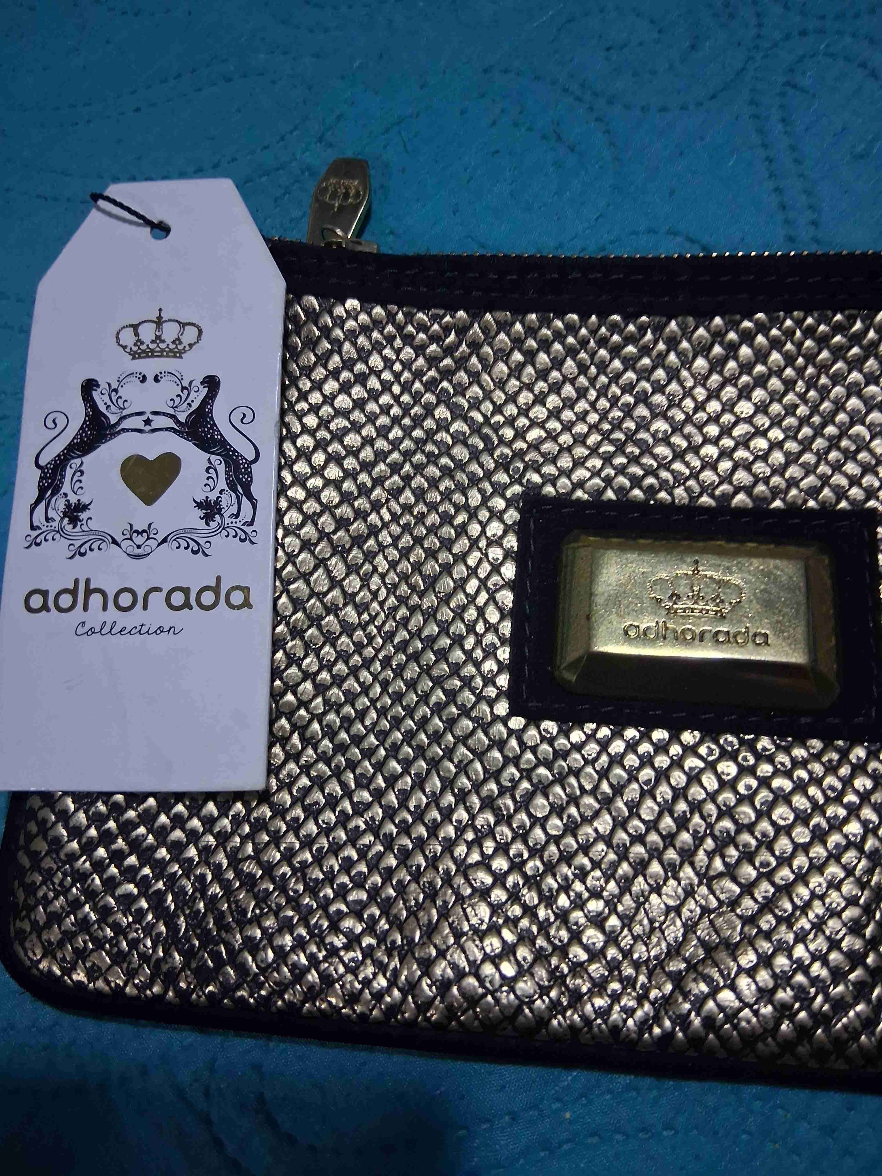 Estuche dorado con etiqueta - miniatura 2