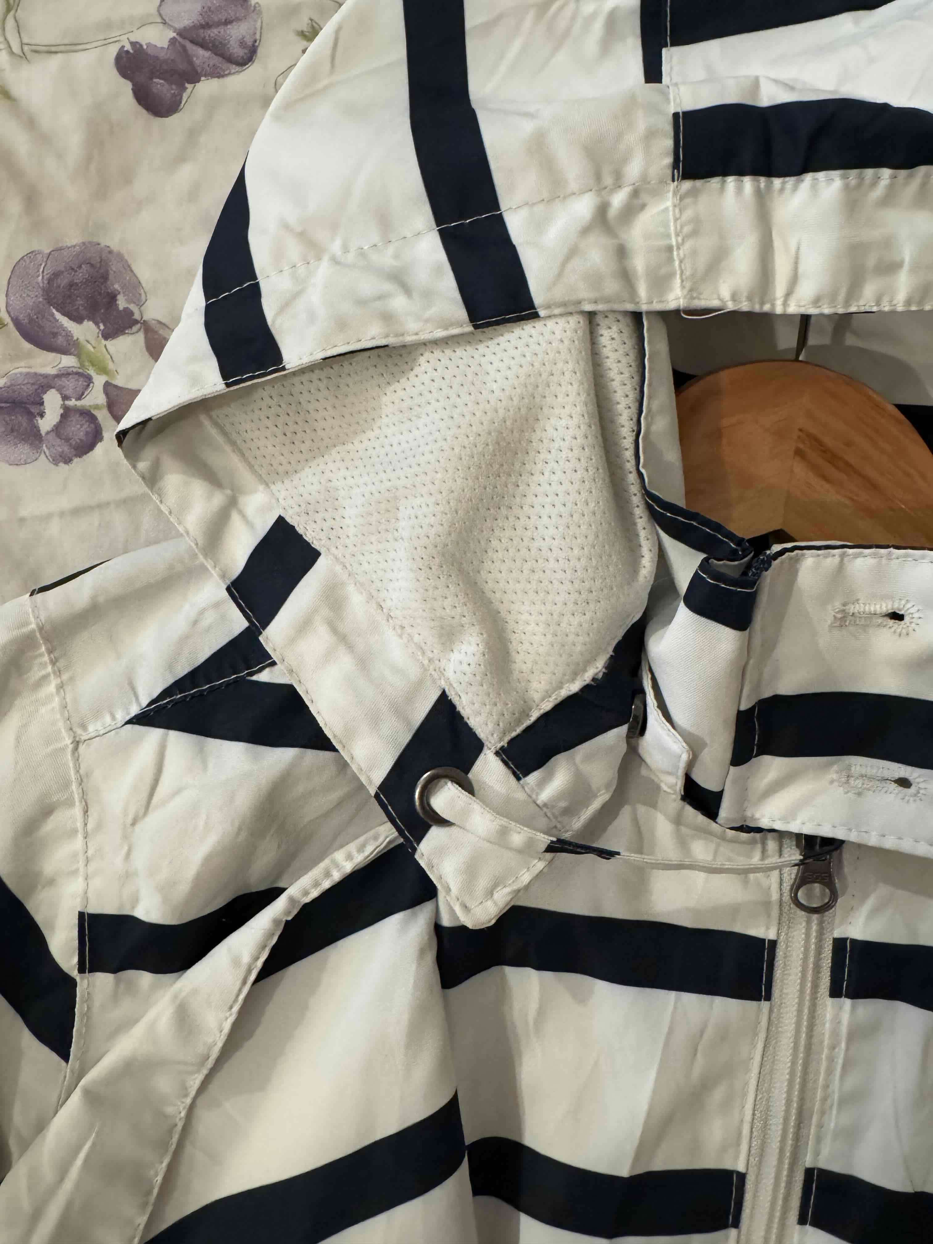 Chaqueta tipo impermeable rayas - 3