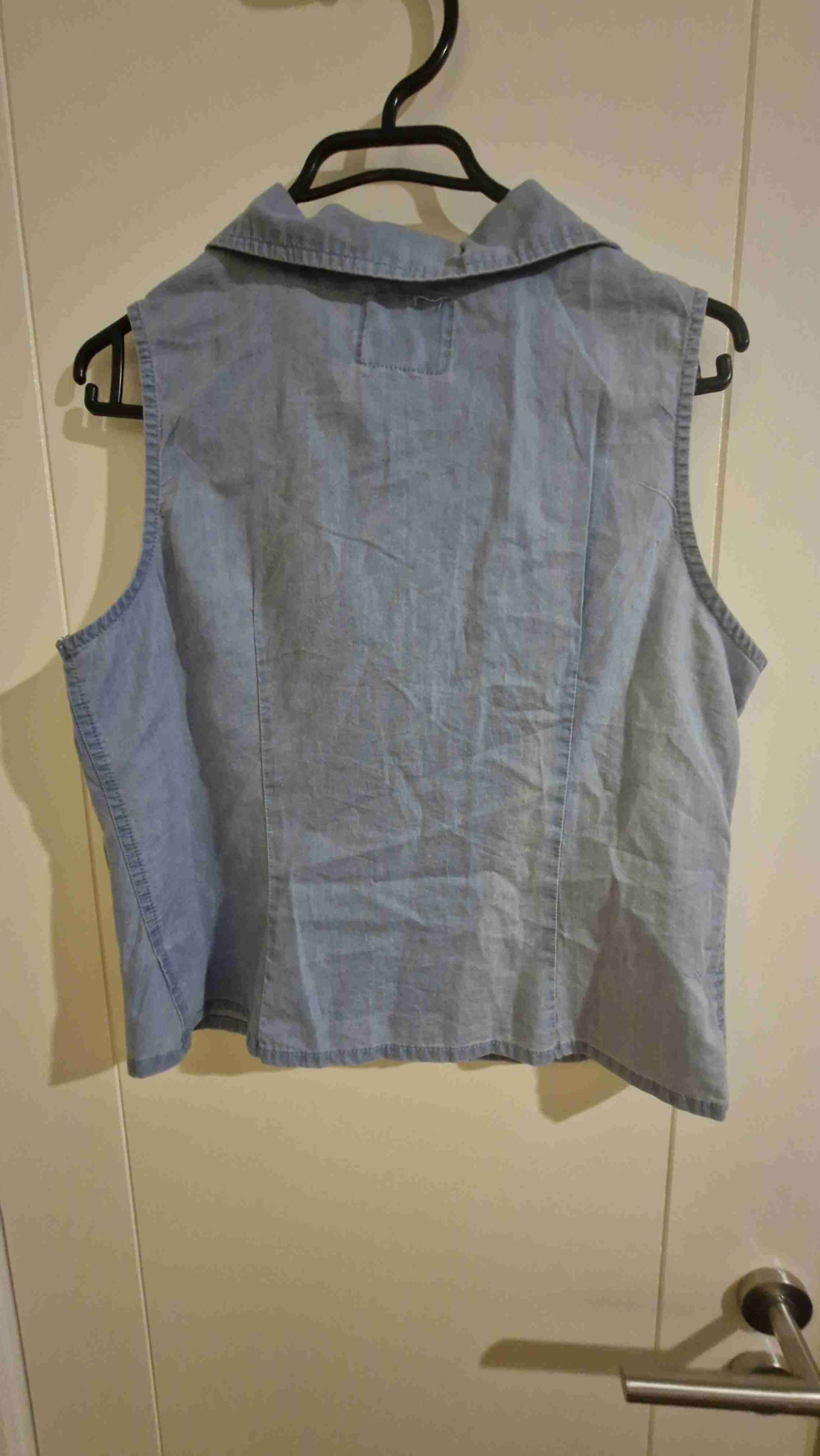 Blusa sin mangas de mezclilla - miniatura 2