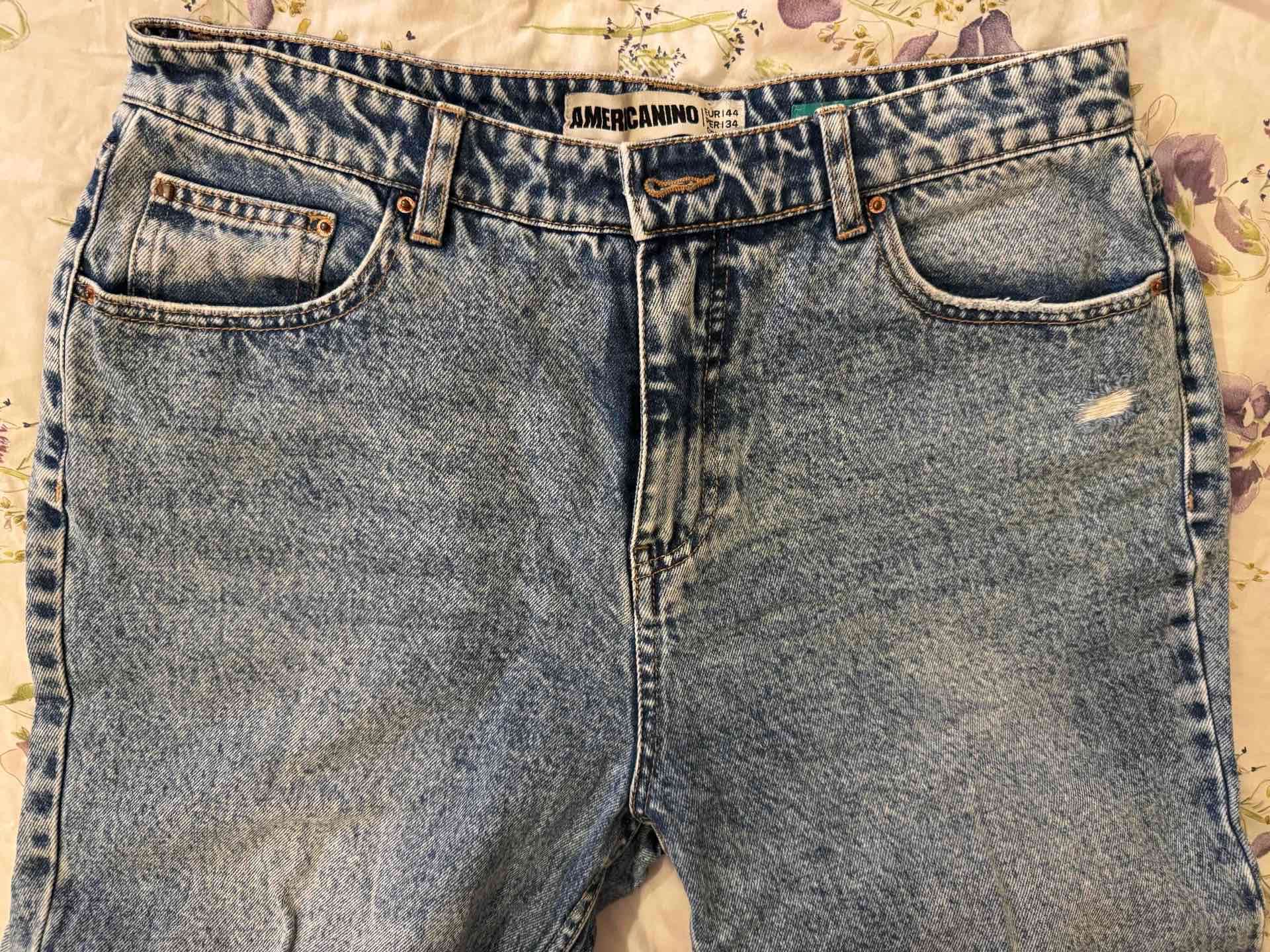 Jeans desgastados estilo retro - miniatura 3