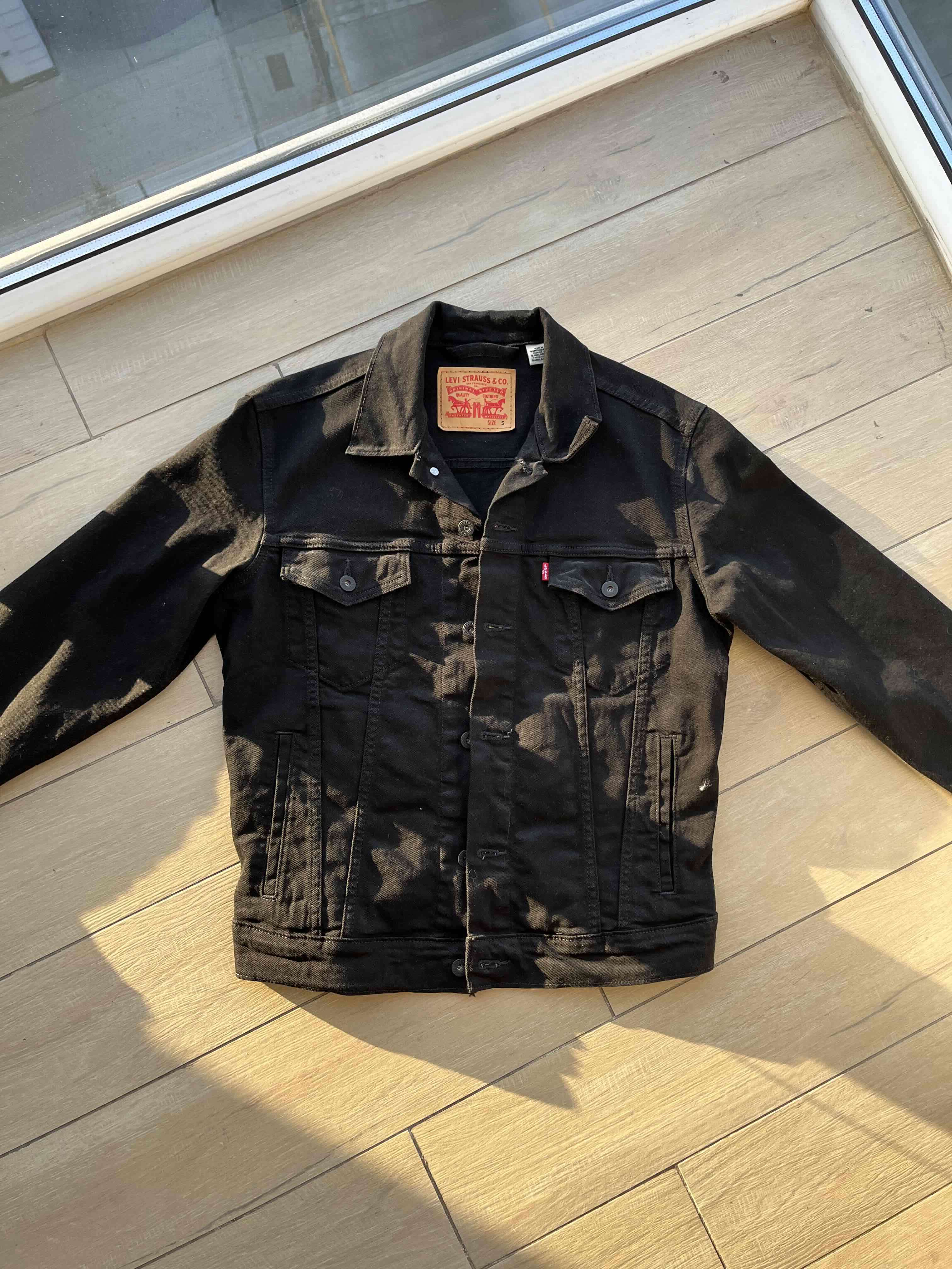Chaqueta negra Levi's - miniatura 1