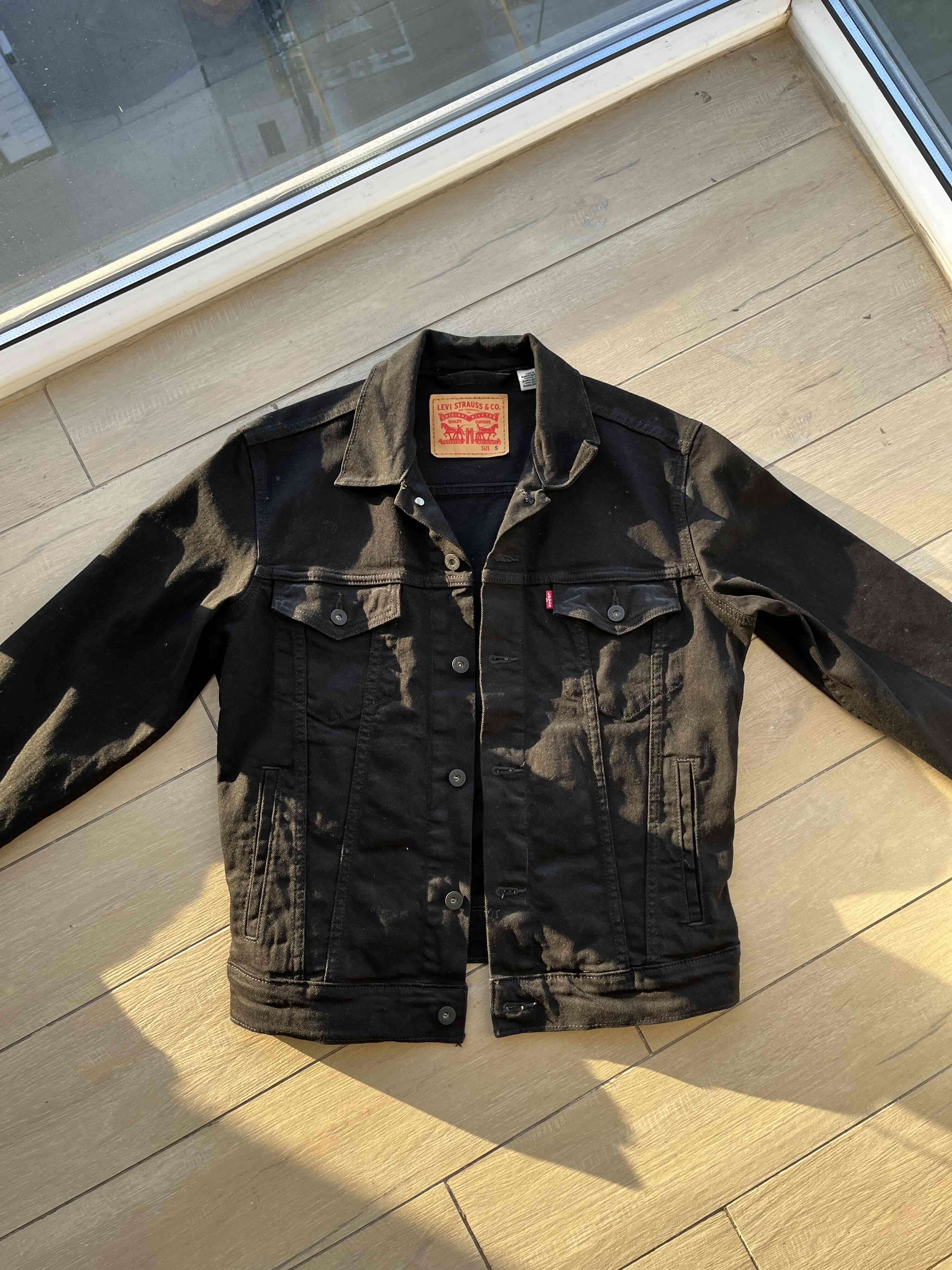 Chaqueta negra Levi's - miniatura 2