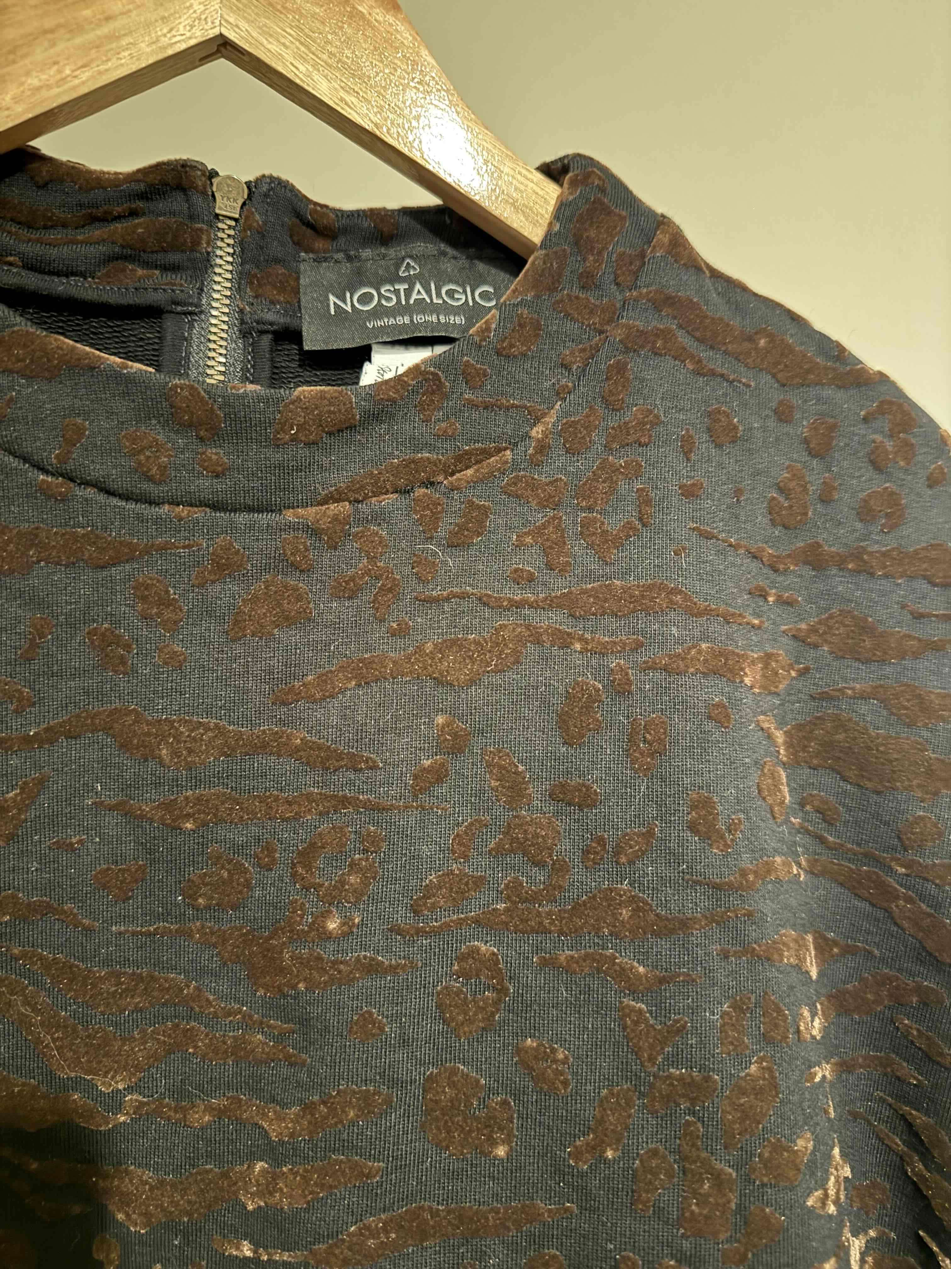 Polerón detalles animal print - miniatura 3