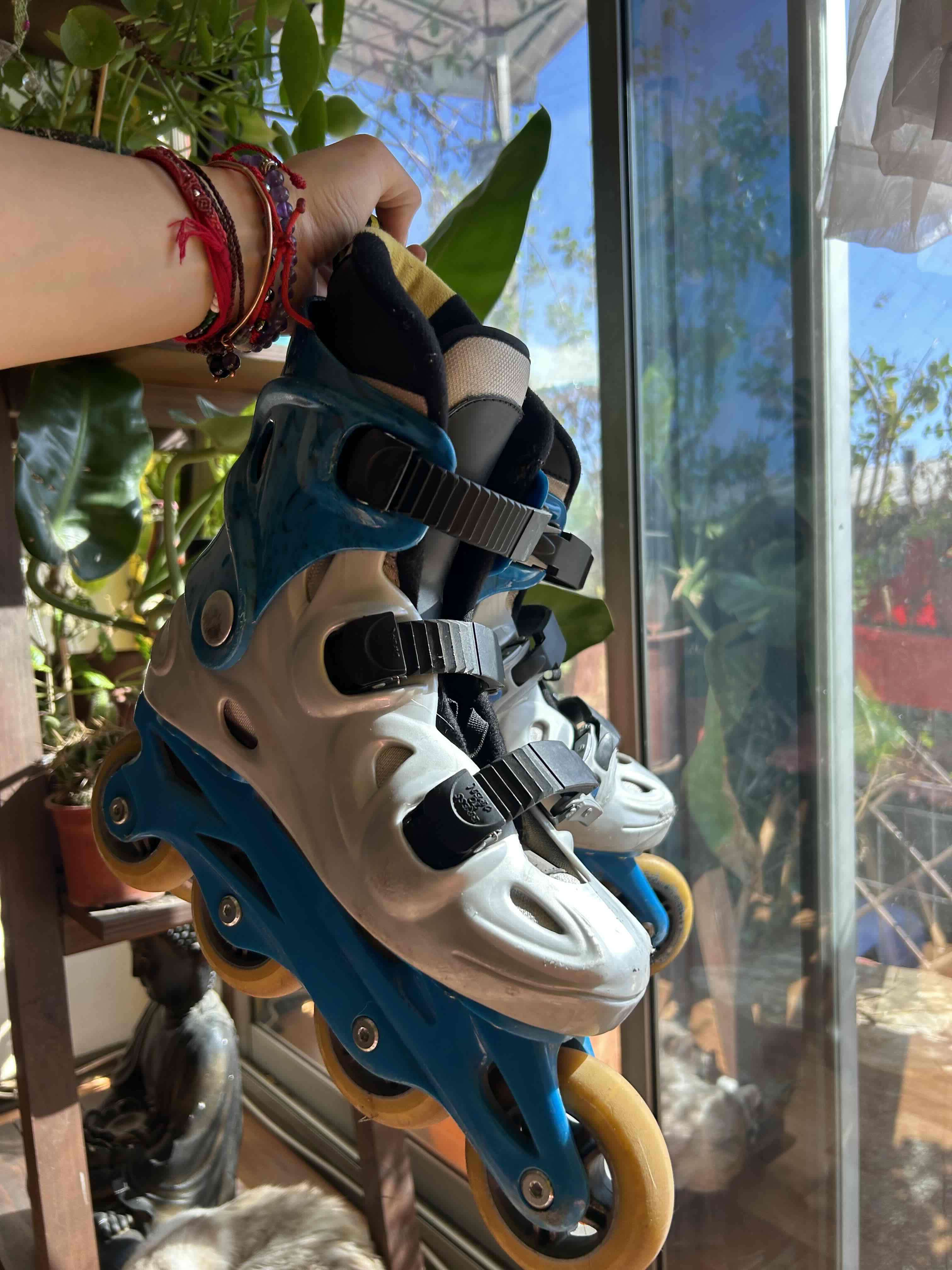 Patines en línea azul y blanco talla 38 - 1