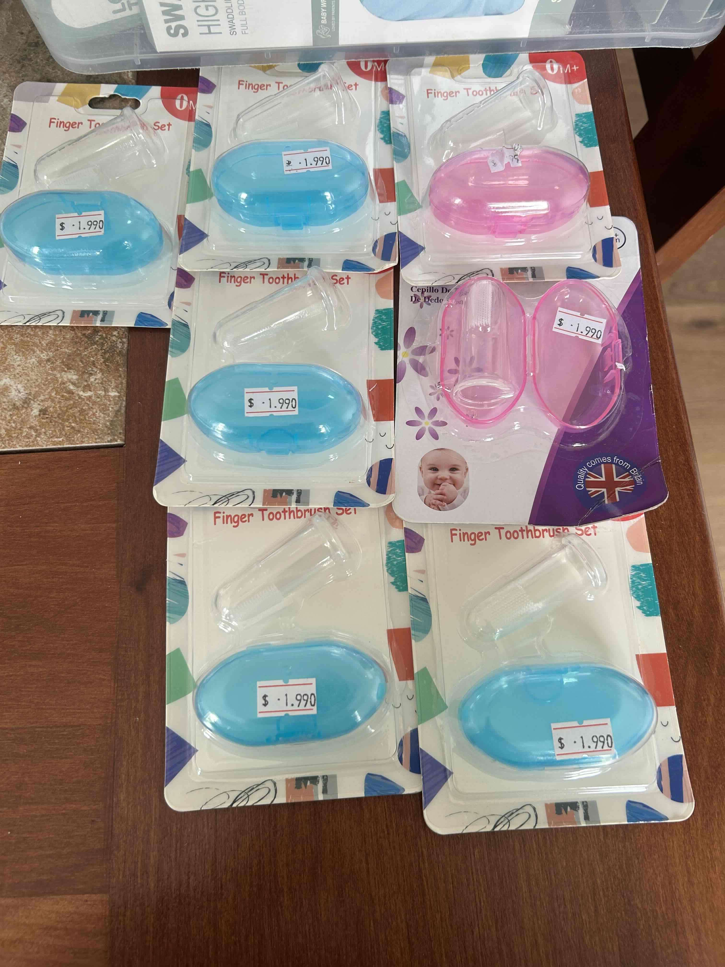 Cepillo dental de dedo para bebé - miniatura 1