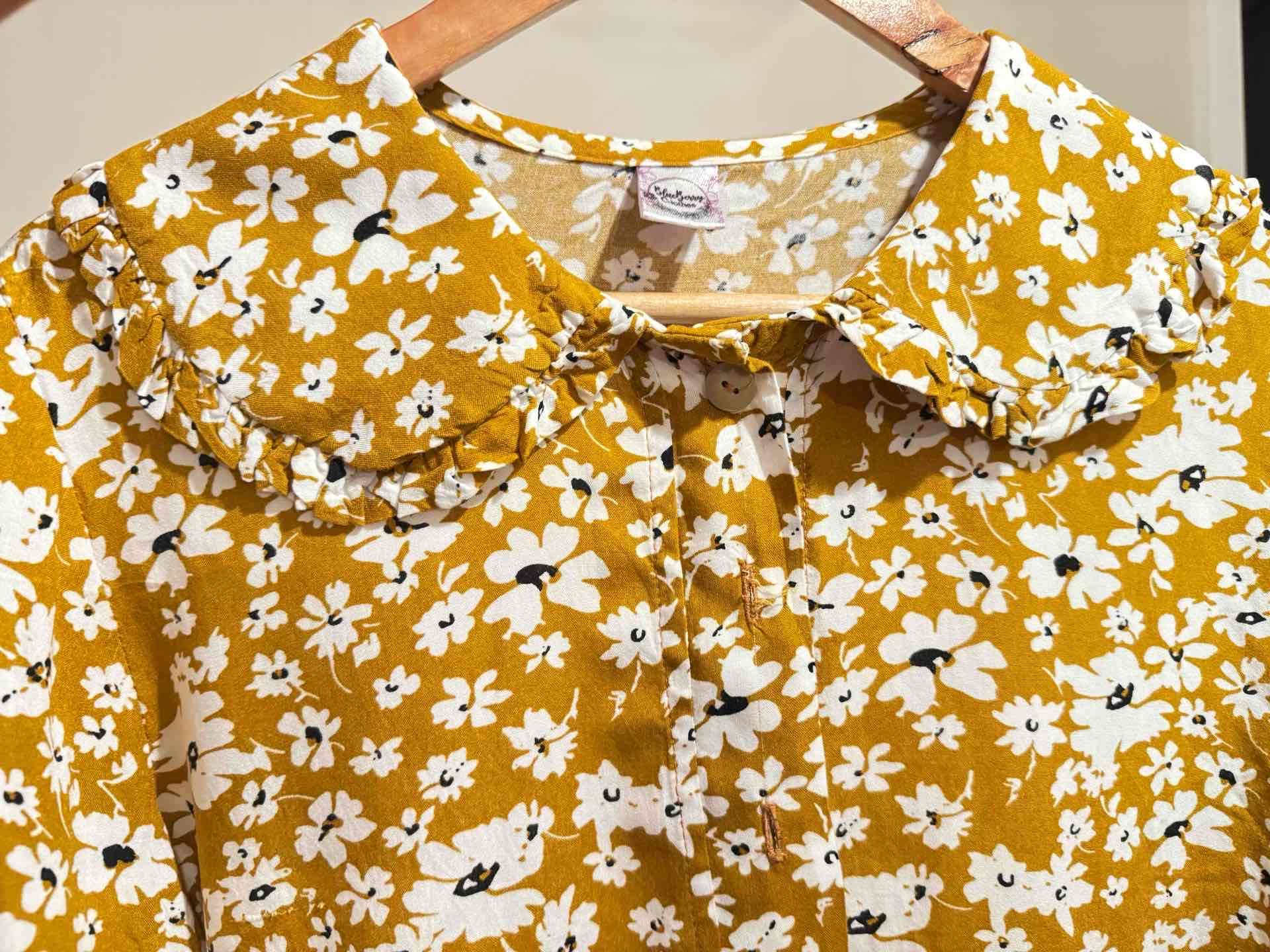 Blusa floral amarilla con cuello bebe - miniatura 1