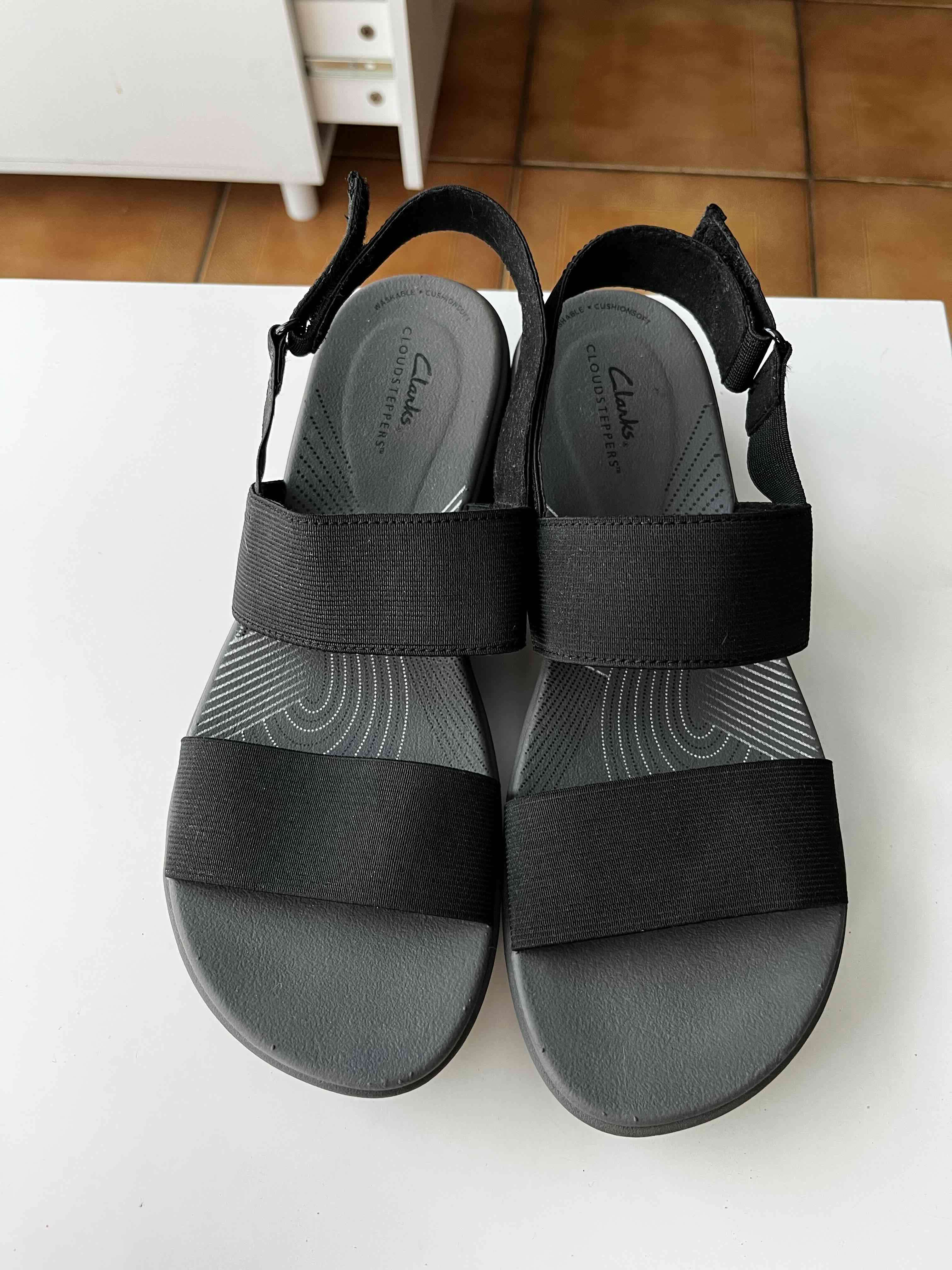 Sandalias negras Clarks 41 - miniatura 1