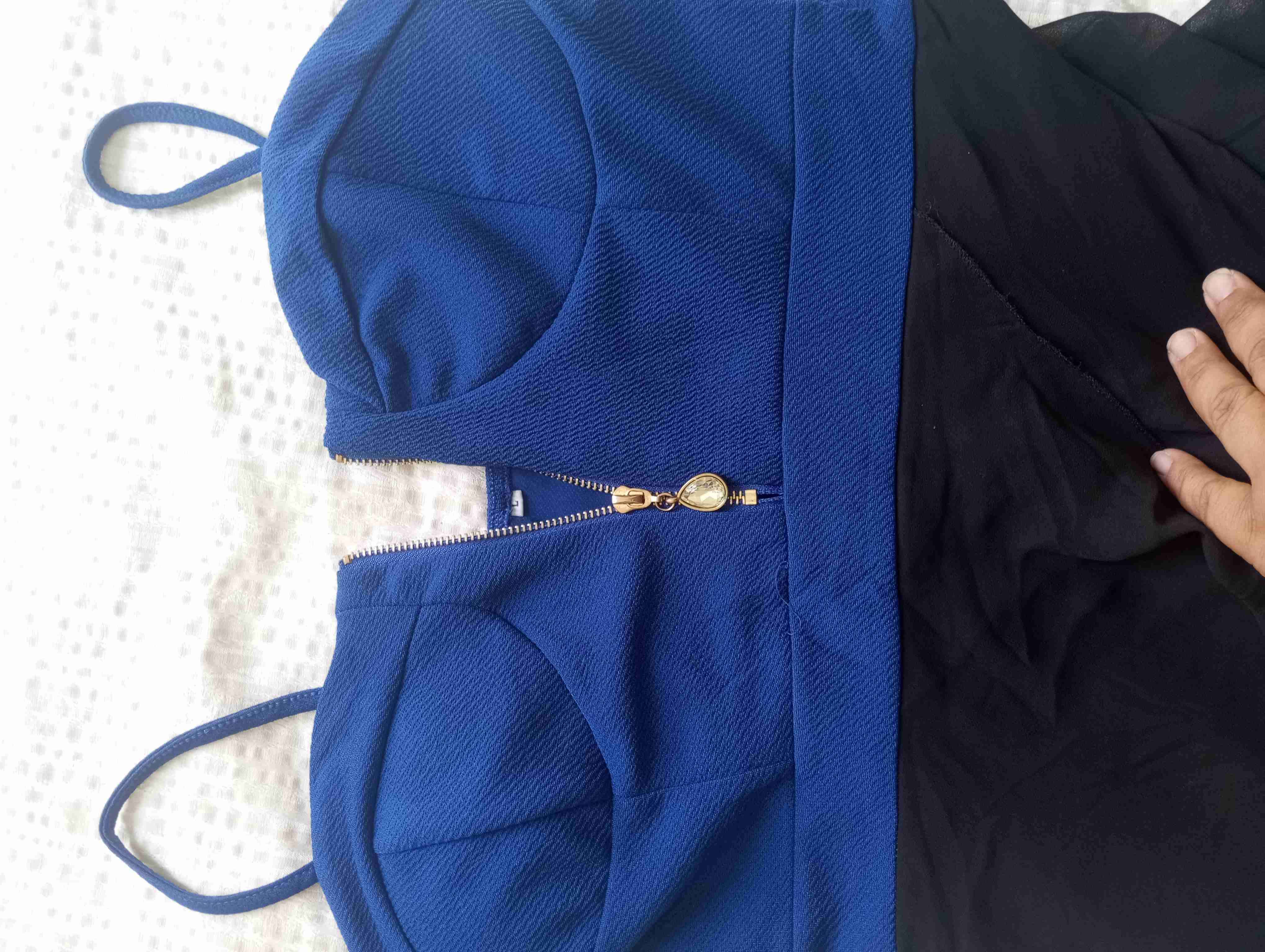 Vestido strapless azul y negro - miniatura 4