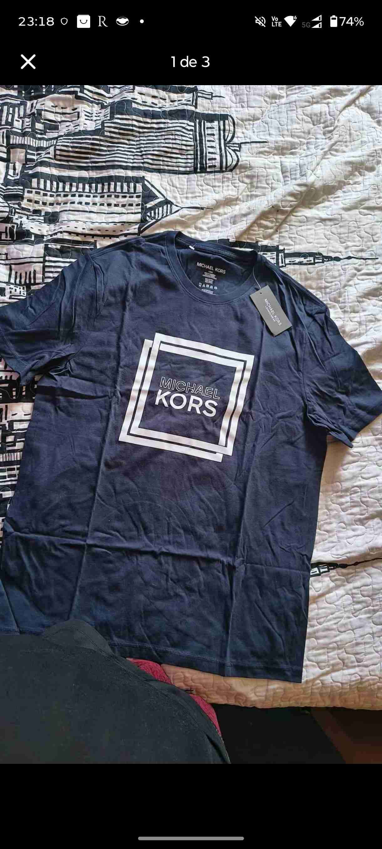 Poleras Michael Cors y Adidas - miniatura 1