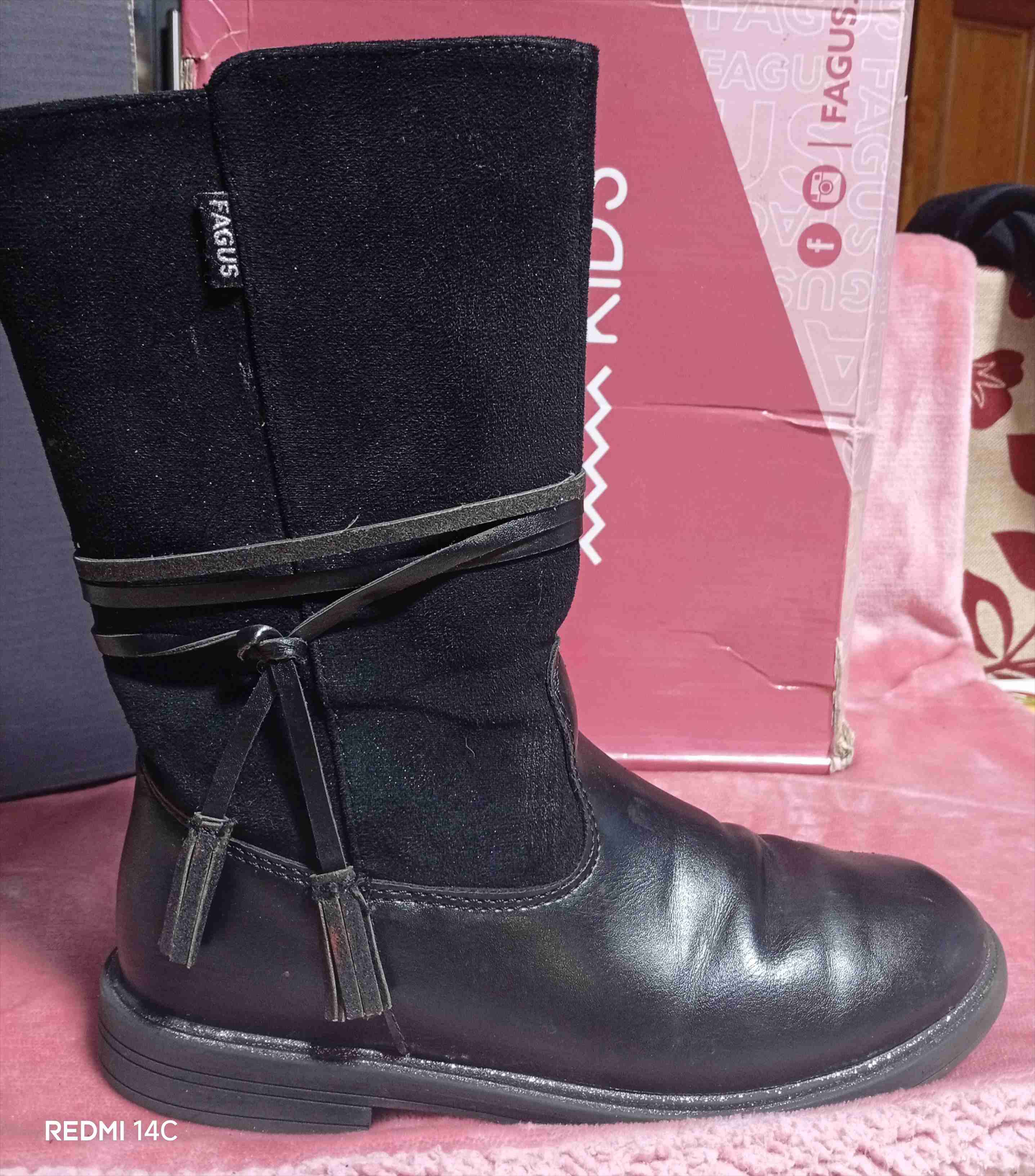 Botas negras Fagus para niños