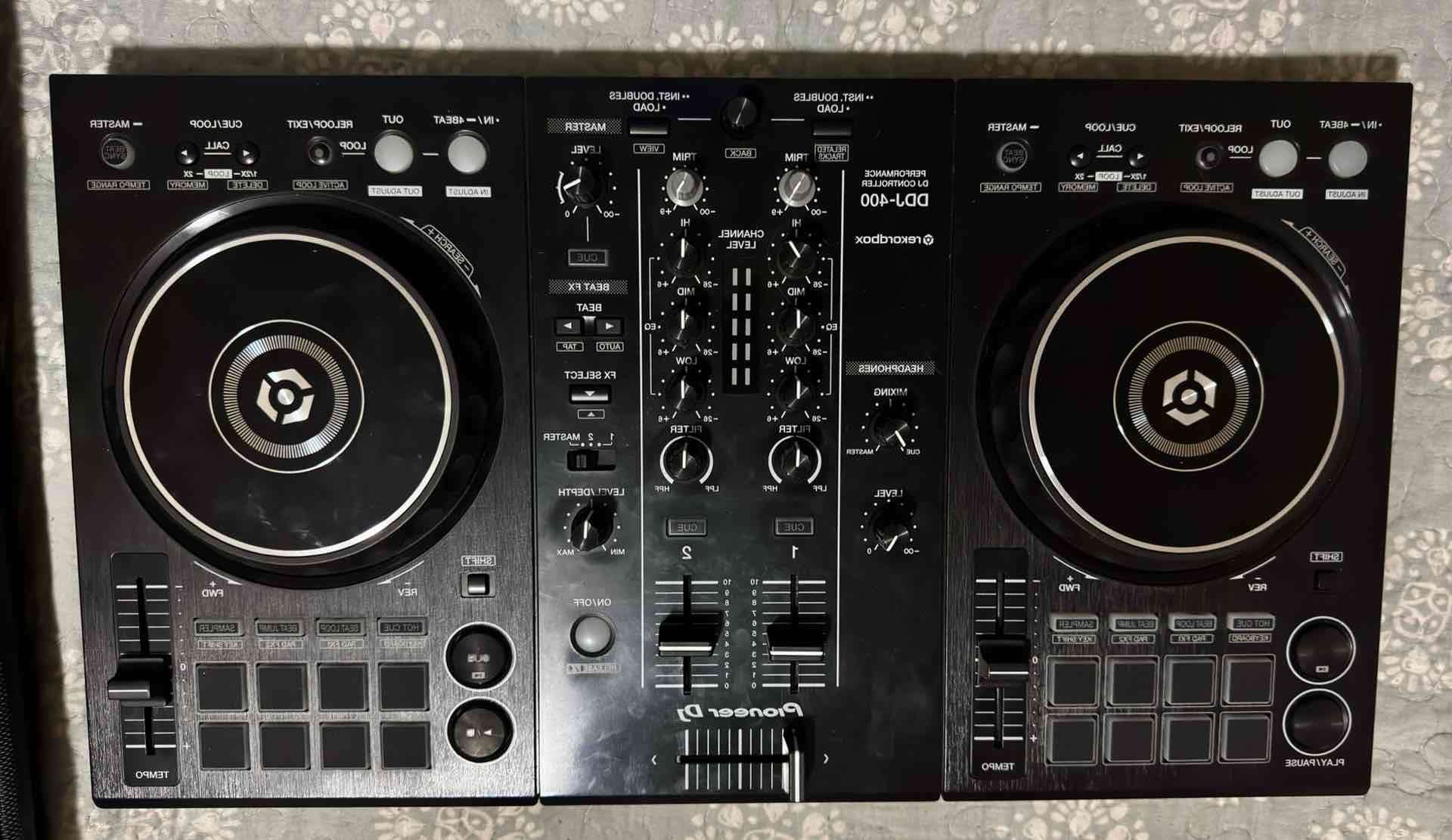 Kit de DJ con controlador y luces - 2